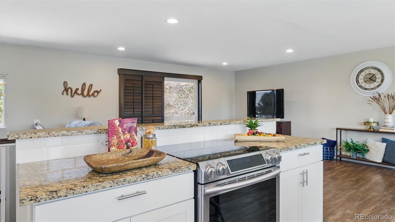 MLS Image #7 for 2607  penacho circle,colorado springs, Colorado