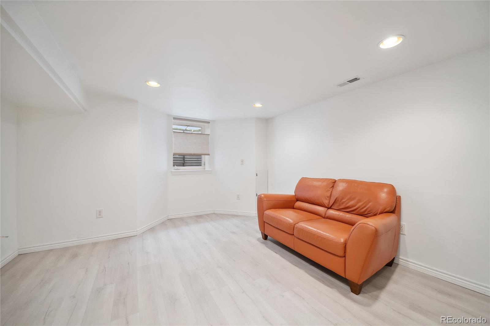 MLS Image #22 for 1016 s cook street,denver, Colorado