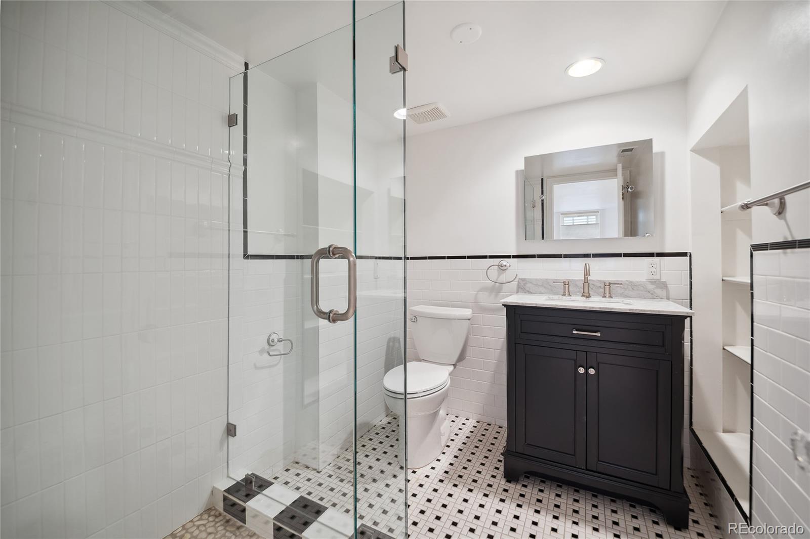 MLS Image #23 for 1016 s cook street,denver, Colorado