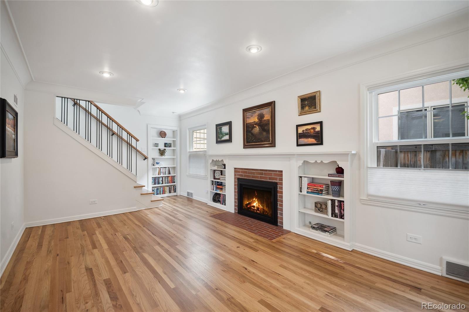 MLS Image #4 for 1016 s cook street,denver, Colorado