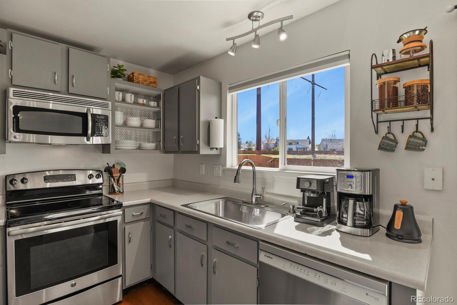MLS Image #7 for 265 n holcomb street,castle rock, Colorado