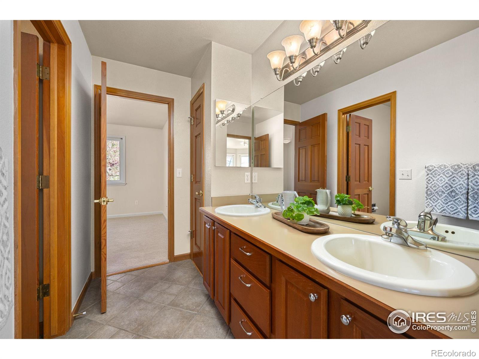 MLS Image #17 for 4575  maple court,boulder, Colorado