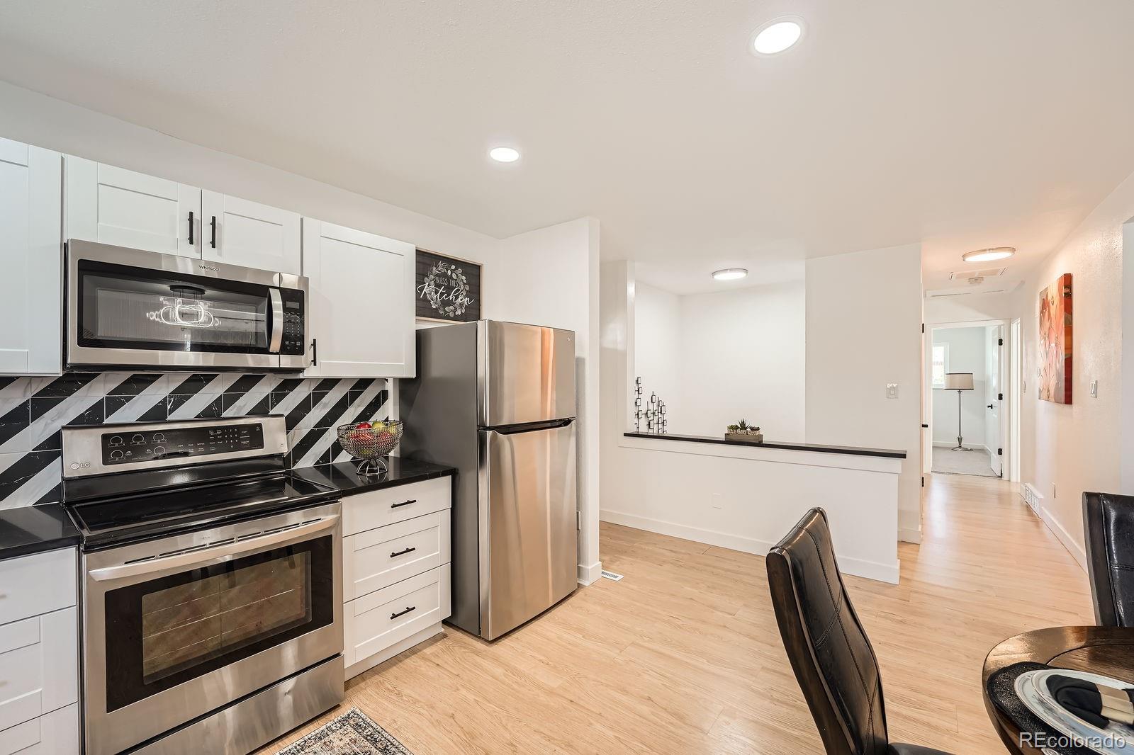 MLS Image #9 for 1120  norfolk street,aurora, Colorado