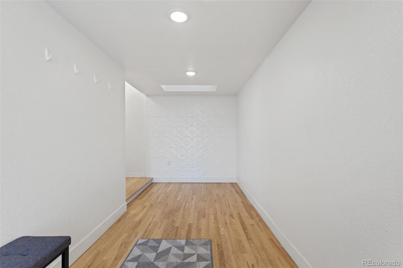 MLS Image #2 for 1345 s ivy way,denver, Colorado