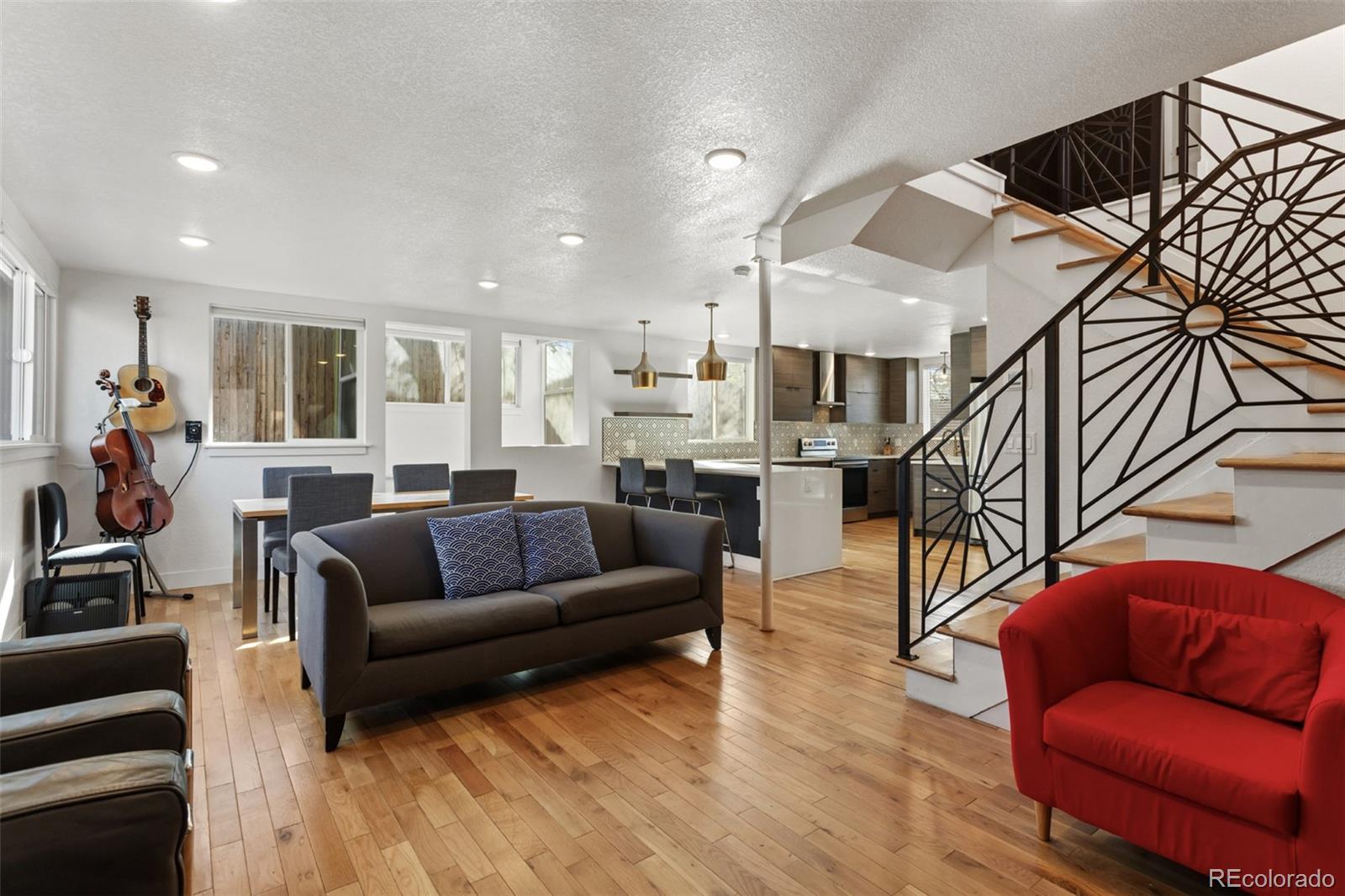 MLS Image #3 for 1345 s ivy way,denver, Colorado