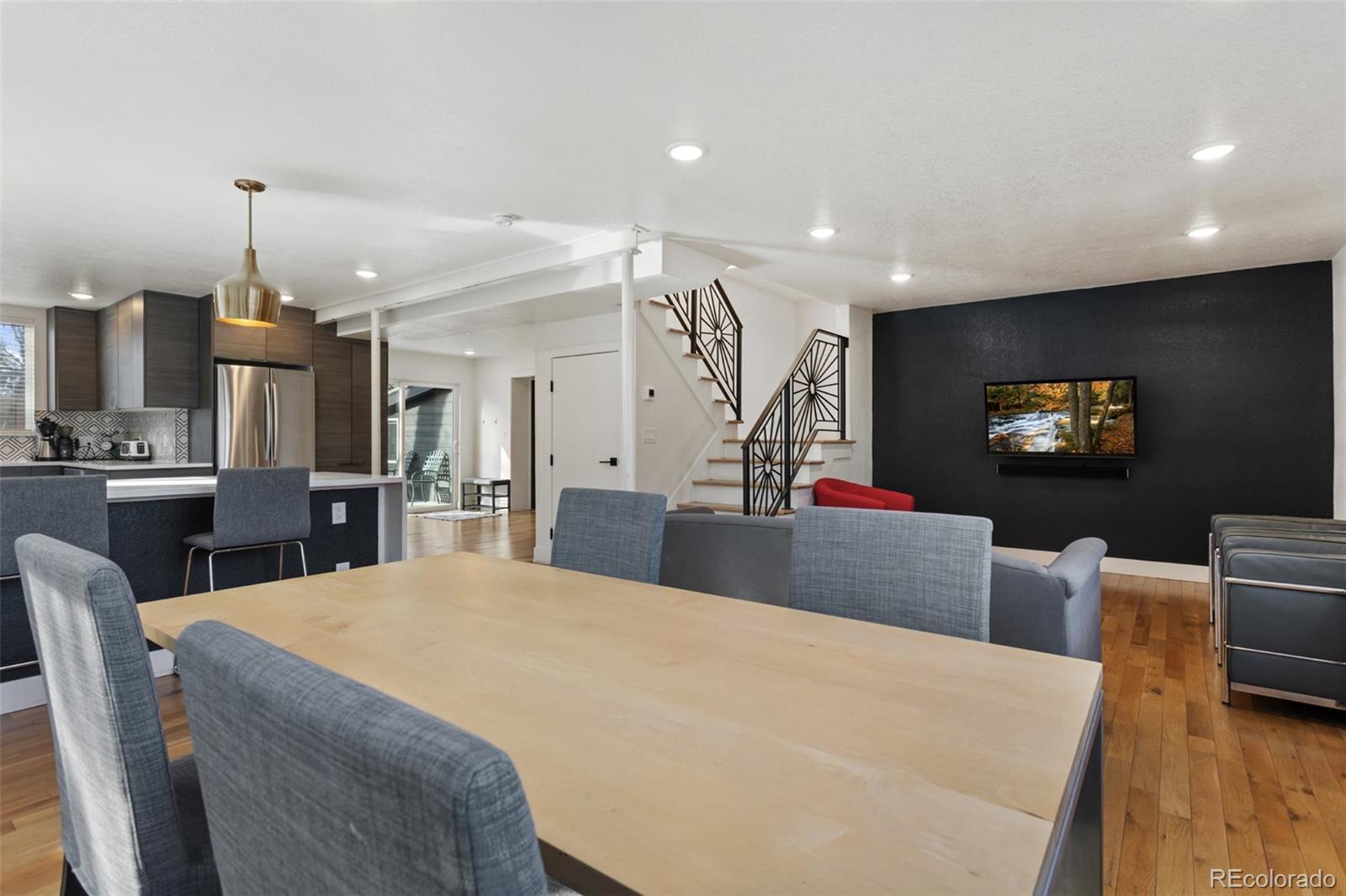 MLS Image #6 for 1345 s ivy way,denver, Colorado