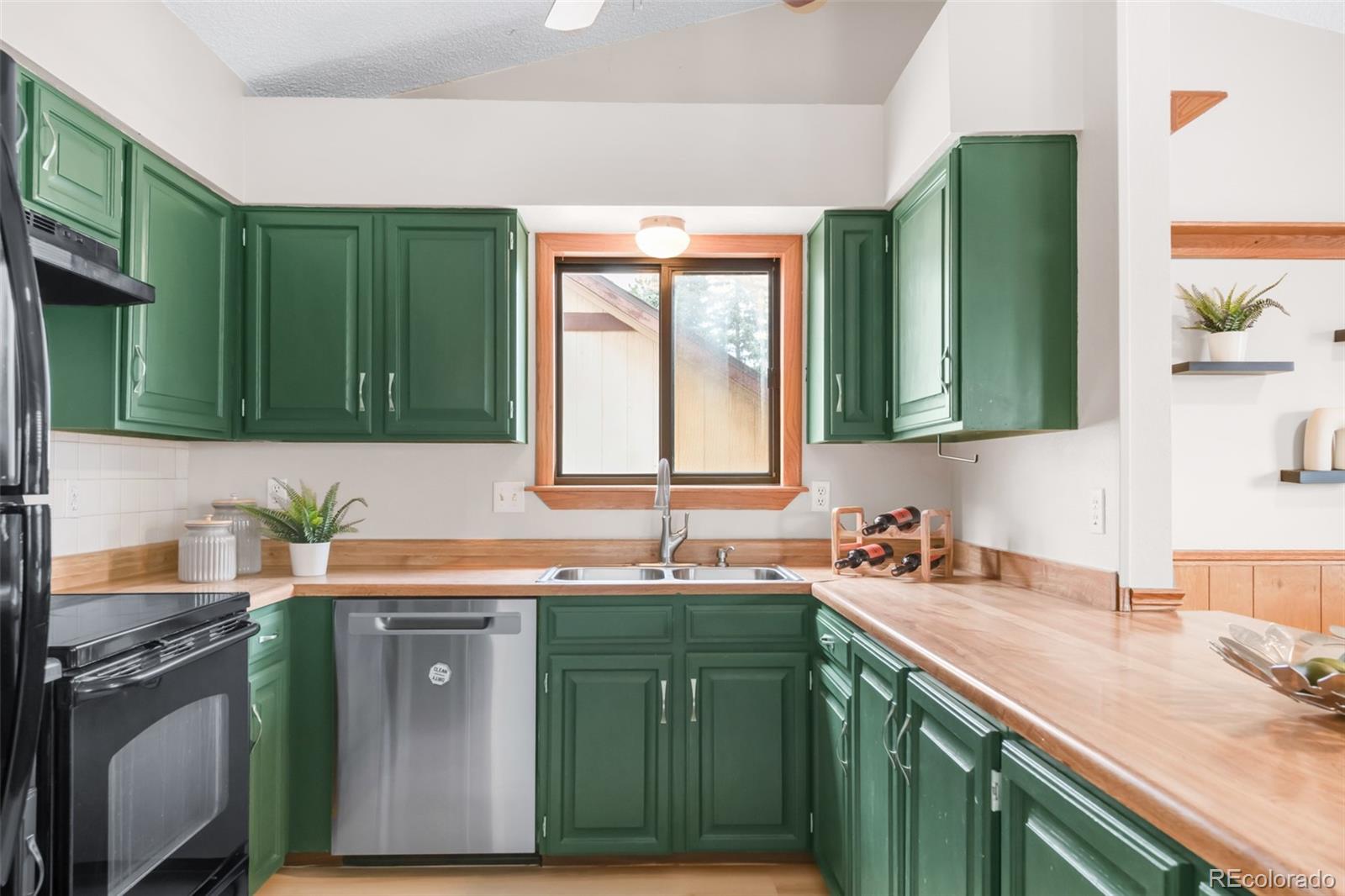 MLS Image #11 for 3539 s rifle street,aurora, Colorado