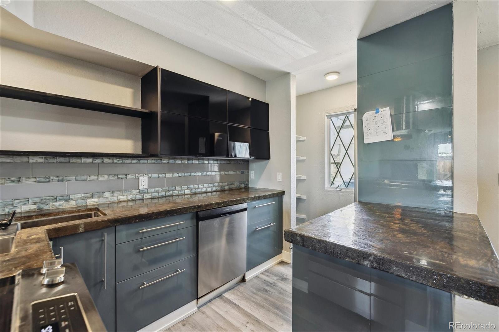 MLS Image #5 for 1811 s quebec way 60,denver, Colorado
