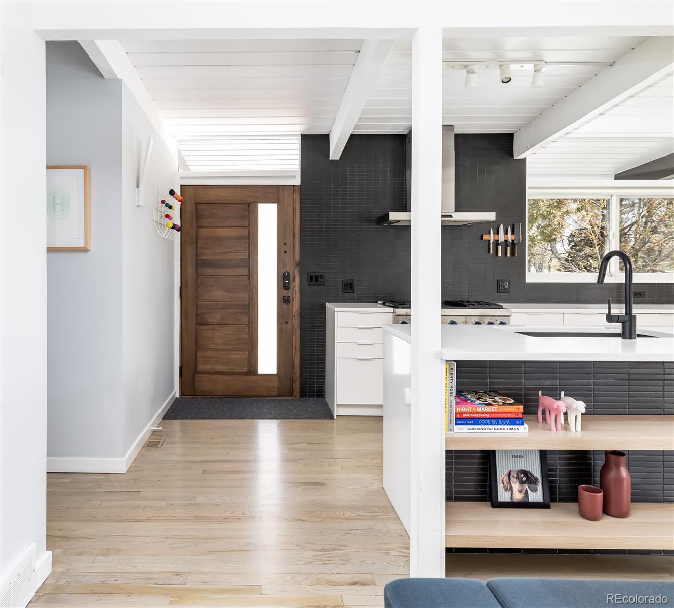 MLS Image #5 for 1321 s edison way,denver, Colorado