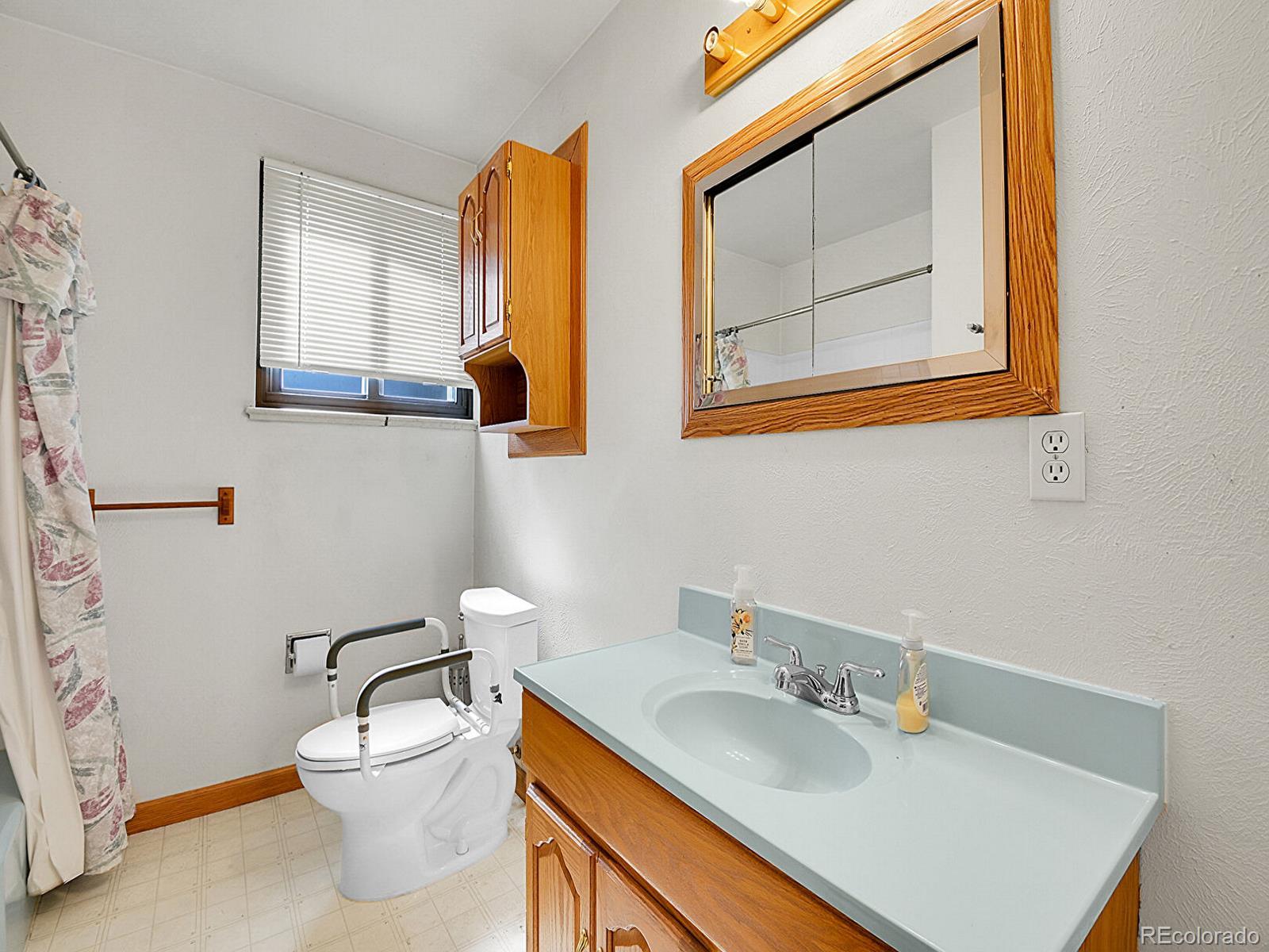 MLS Image #10 for 3131  troy street,aurora, Colorado