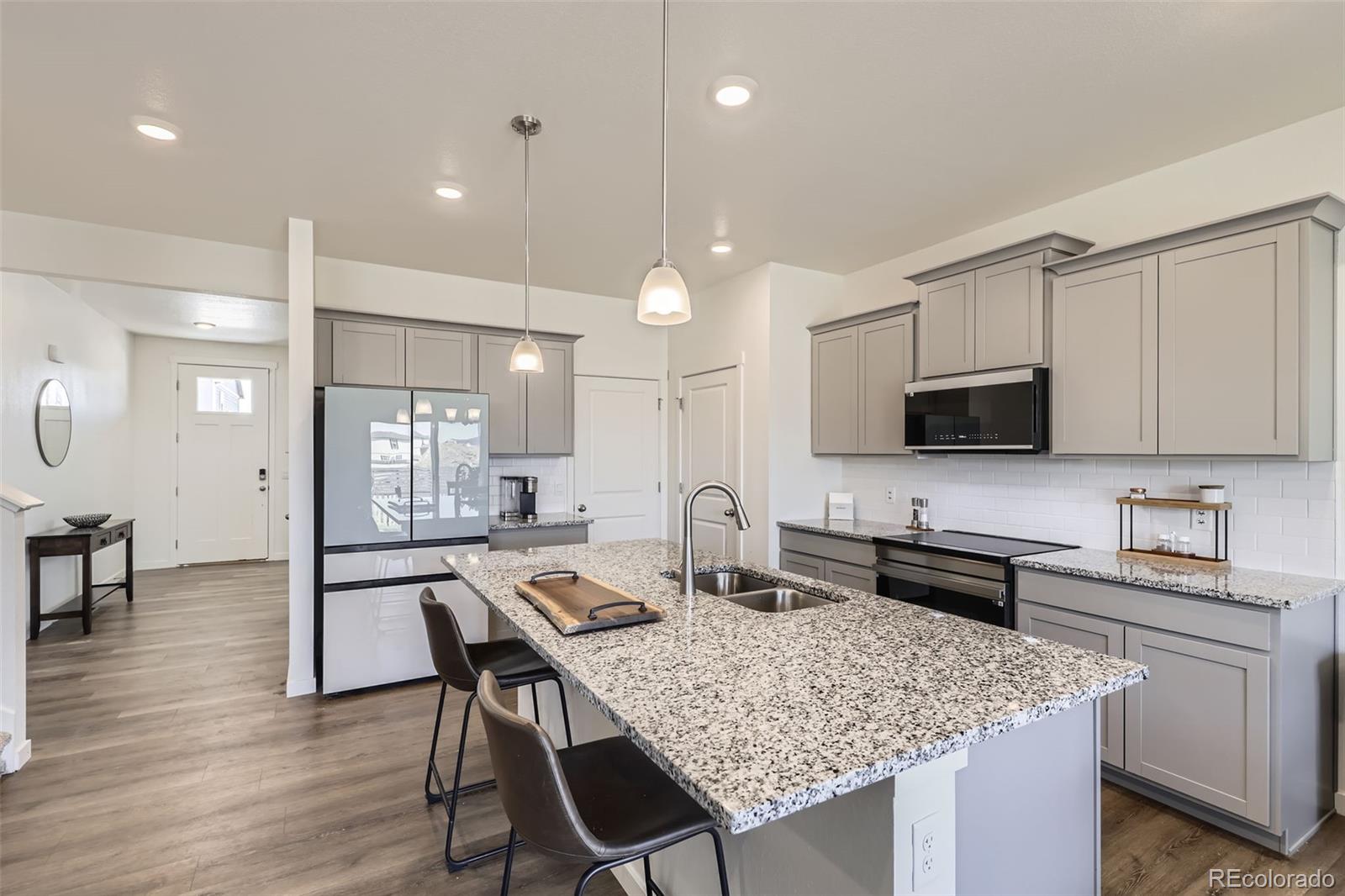 MLS Image #8 for 27425 e byers place,aurora, Colorado