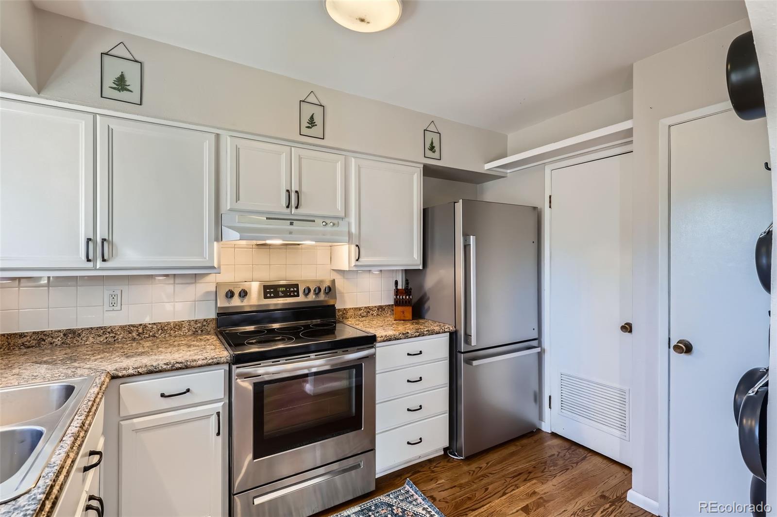 MLS Image #2 for 3688 w berry avenue,littleton, Colorado