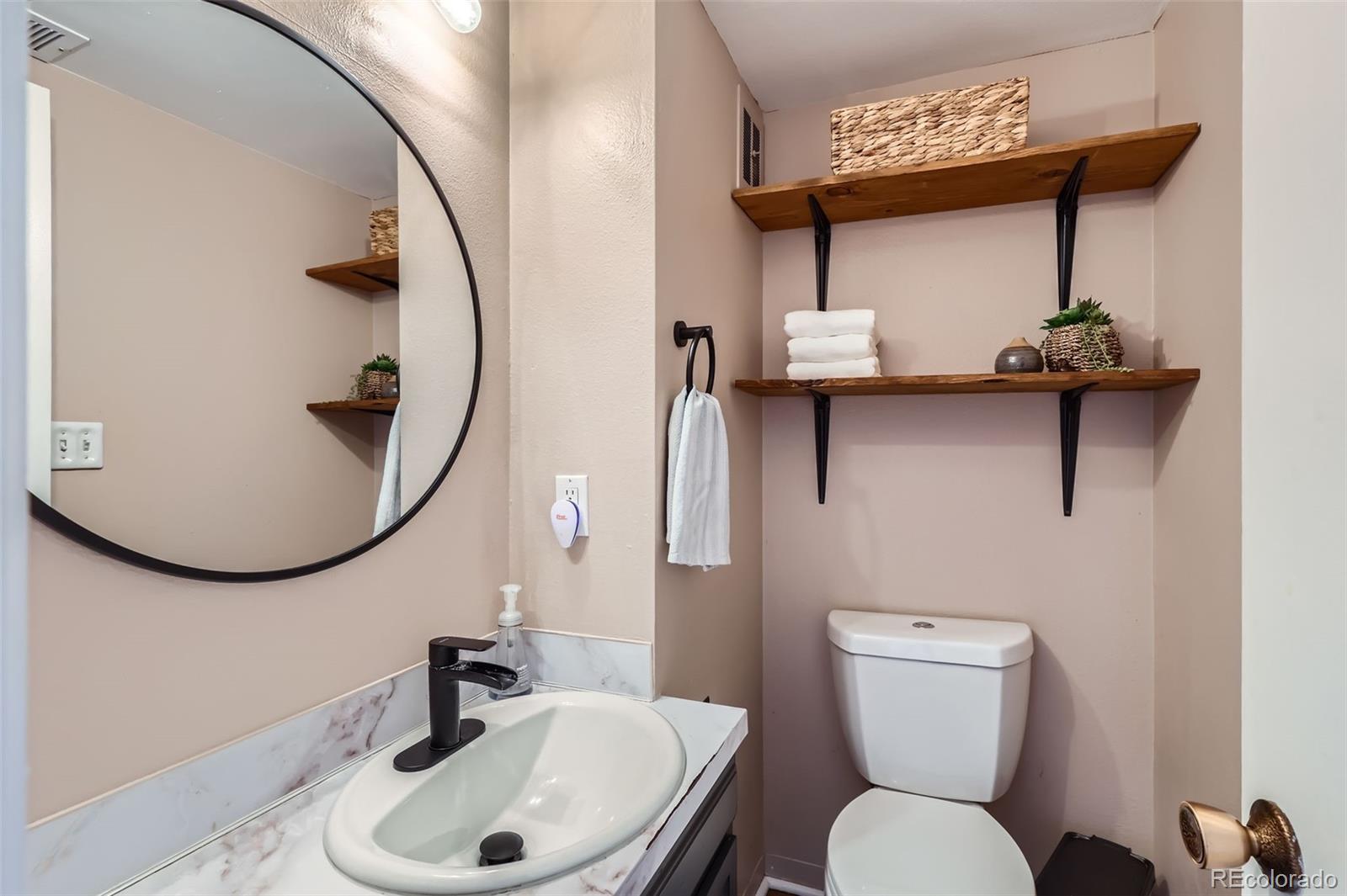 MLS Image #8 for 3688 w berry avenue,littleton, Colorado