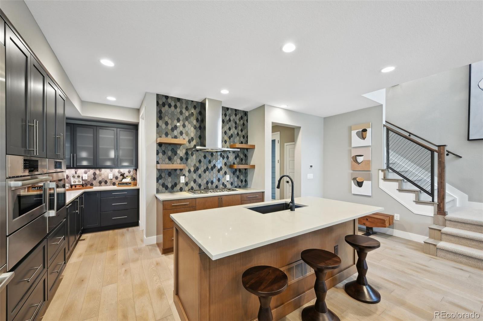 MLS Image #12 for 9006 e 60th avenue,denver, Colorado