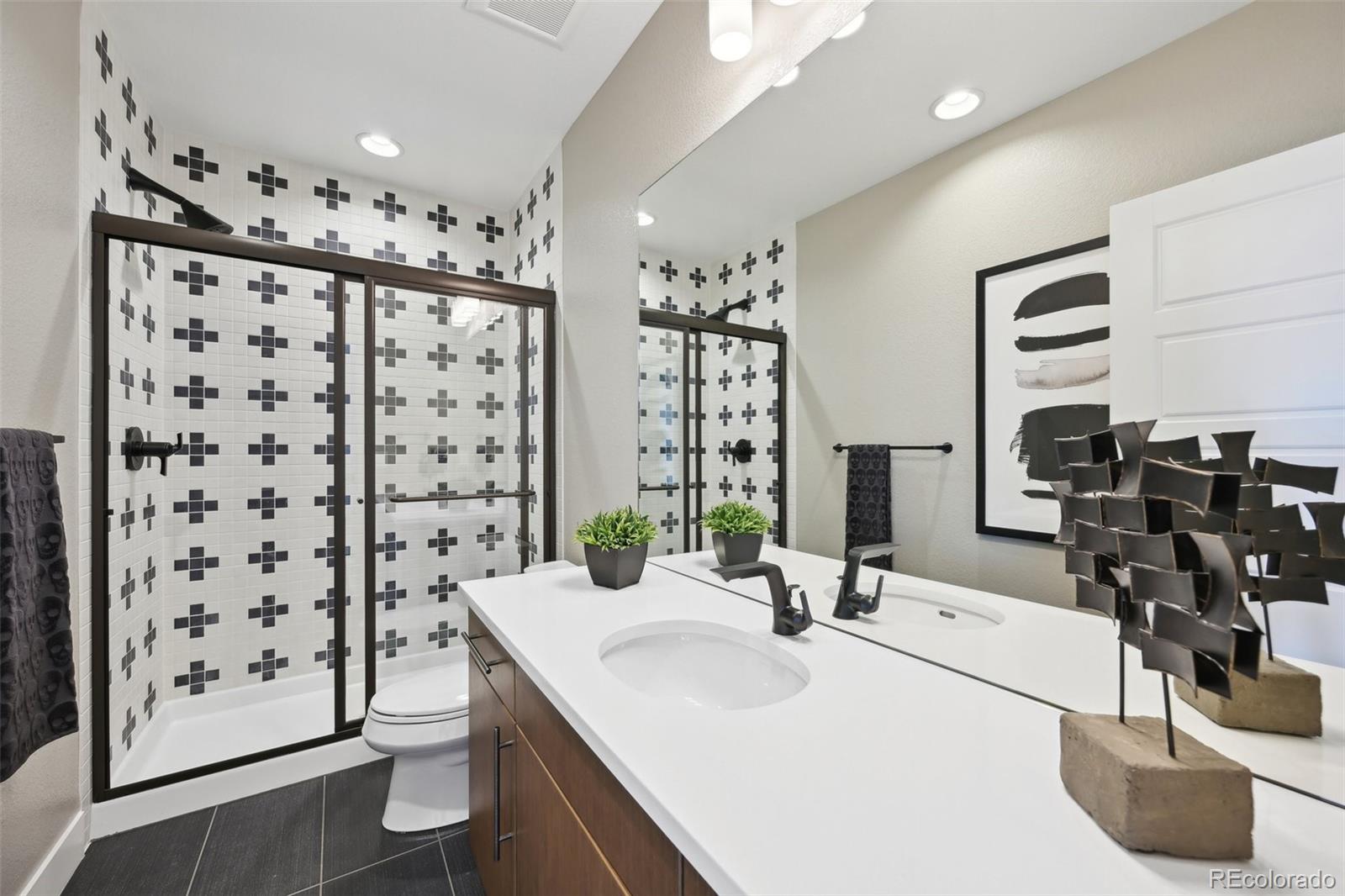 MLS Image #37 for 9006 e 60th avenue,denver, Colorado