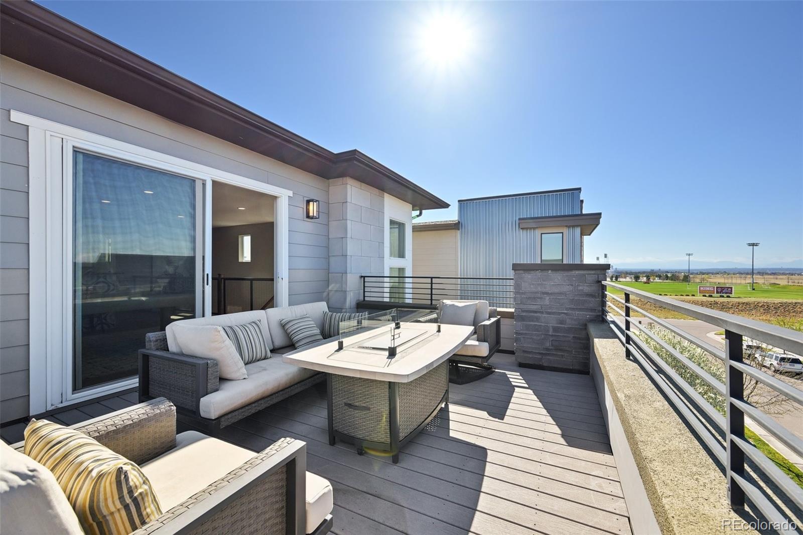 MLS Image #39 for 9006 e 60th avenue,denver, Colorado