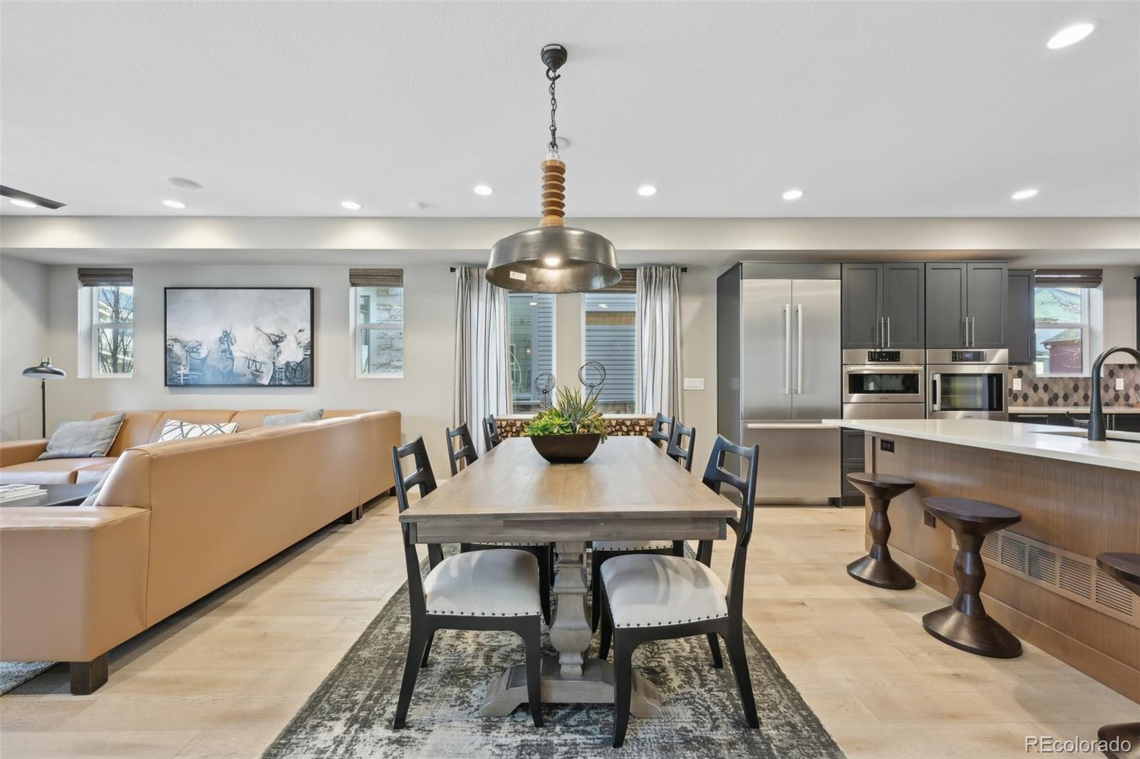 MLS Image #8 for 9006 e 60th avenue,denver, Colorado