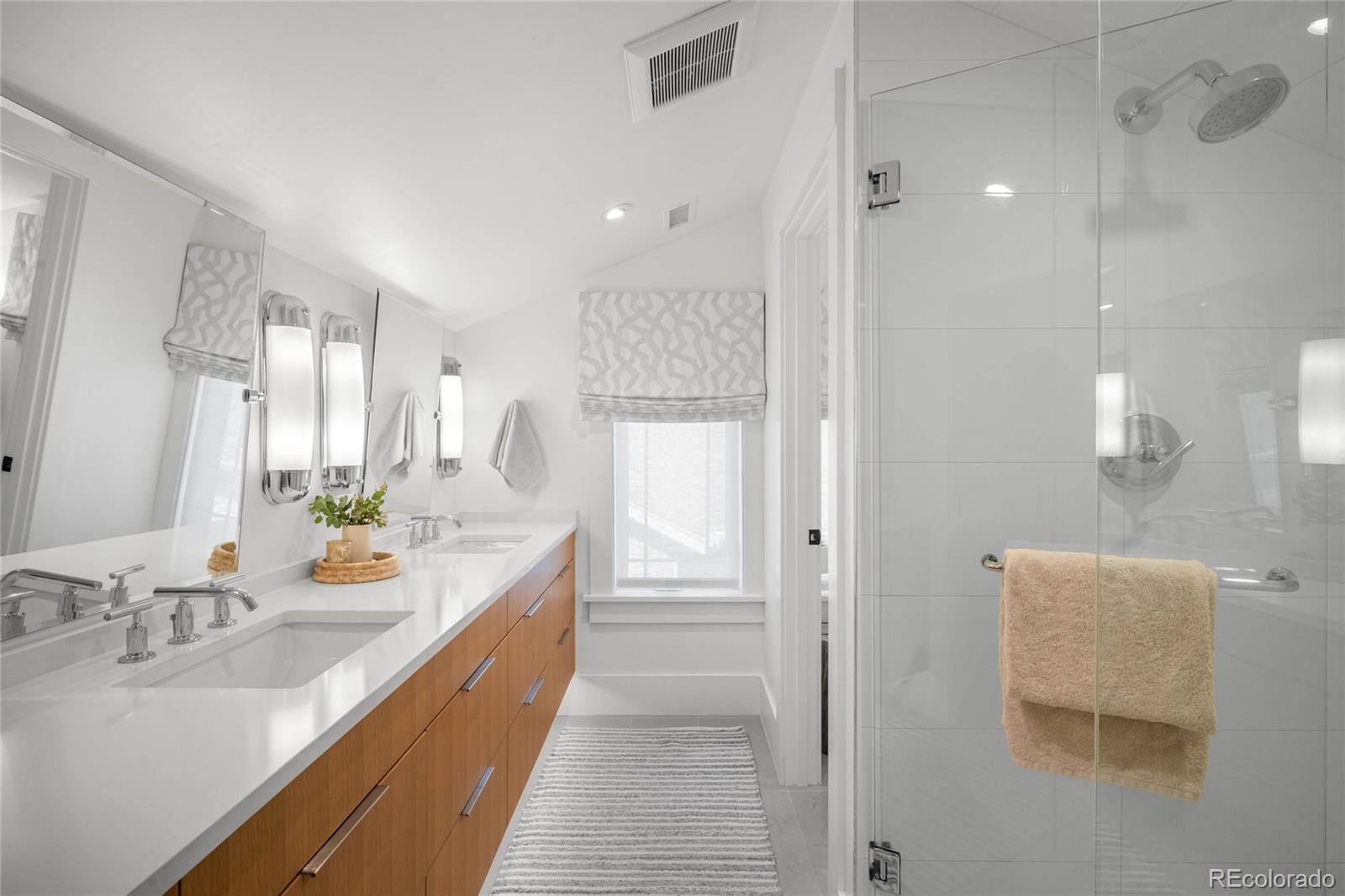 MLS Image #19 for 3353 w clyde place,denver, Colorado