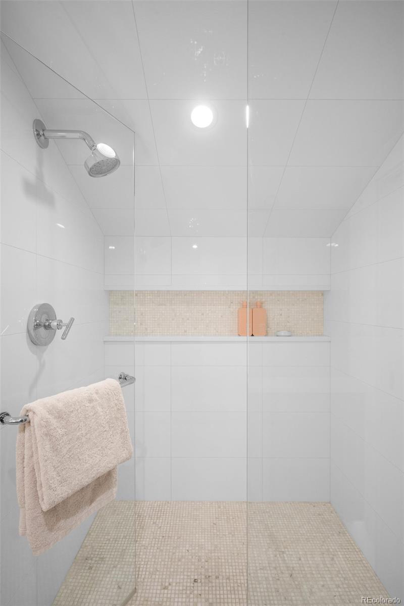 MLS Image #20 for 3353 w clyde place,denver, Colorado