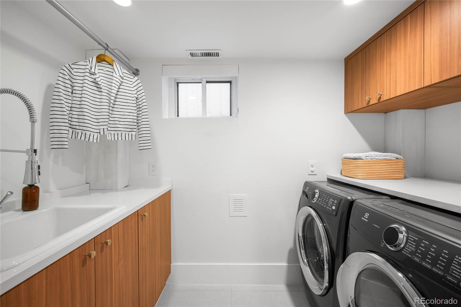 MLS Image #31 for 3353 w clyde place,denver, Colorado