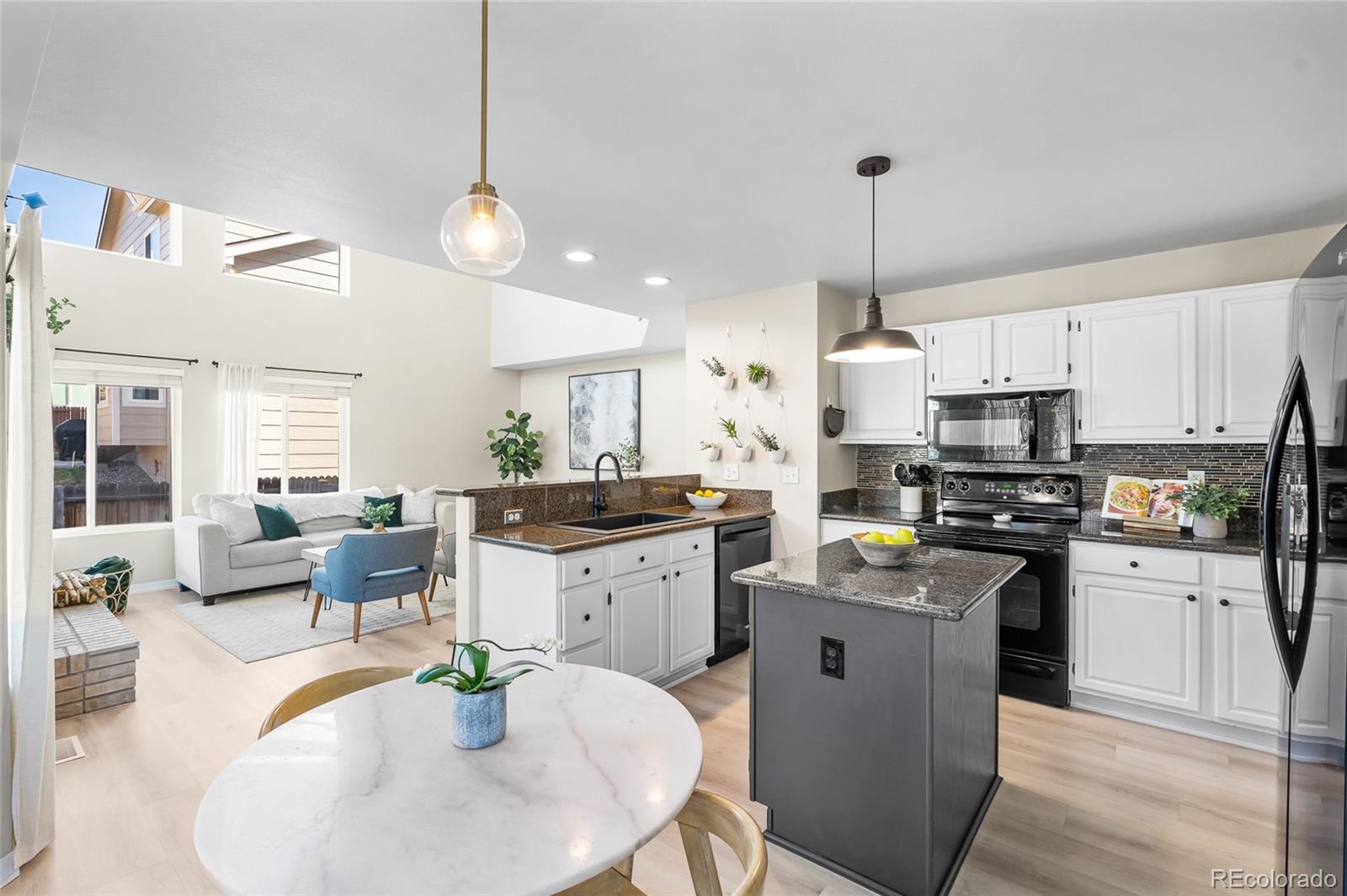 MLS Image #11 for 2050  bramblwood lane,colorado springs, Colorado