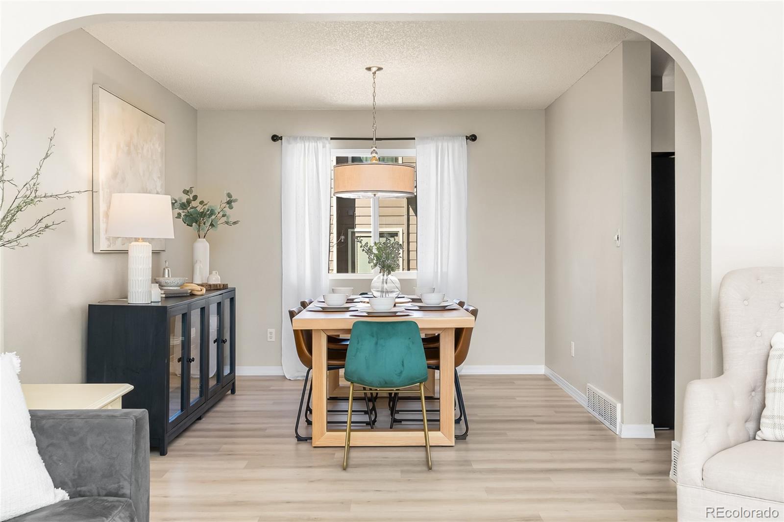 MLS Image #7 for 2050  bramblwood lane,colorado springs, Colorado