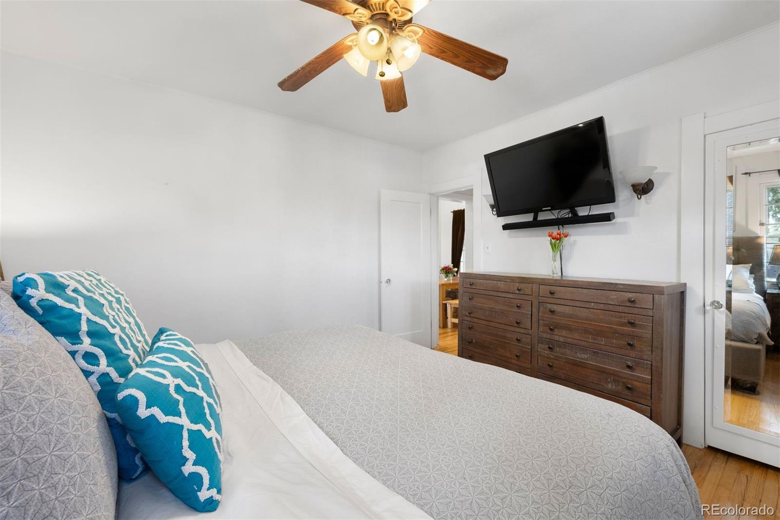 MLS Image #16 for 3319 e 27th avenue,denver, Colorado