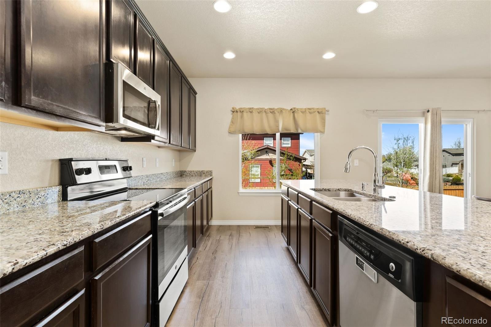 MLS Image #6 for 6739  blue spruce street,frederick, Colorado