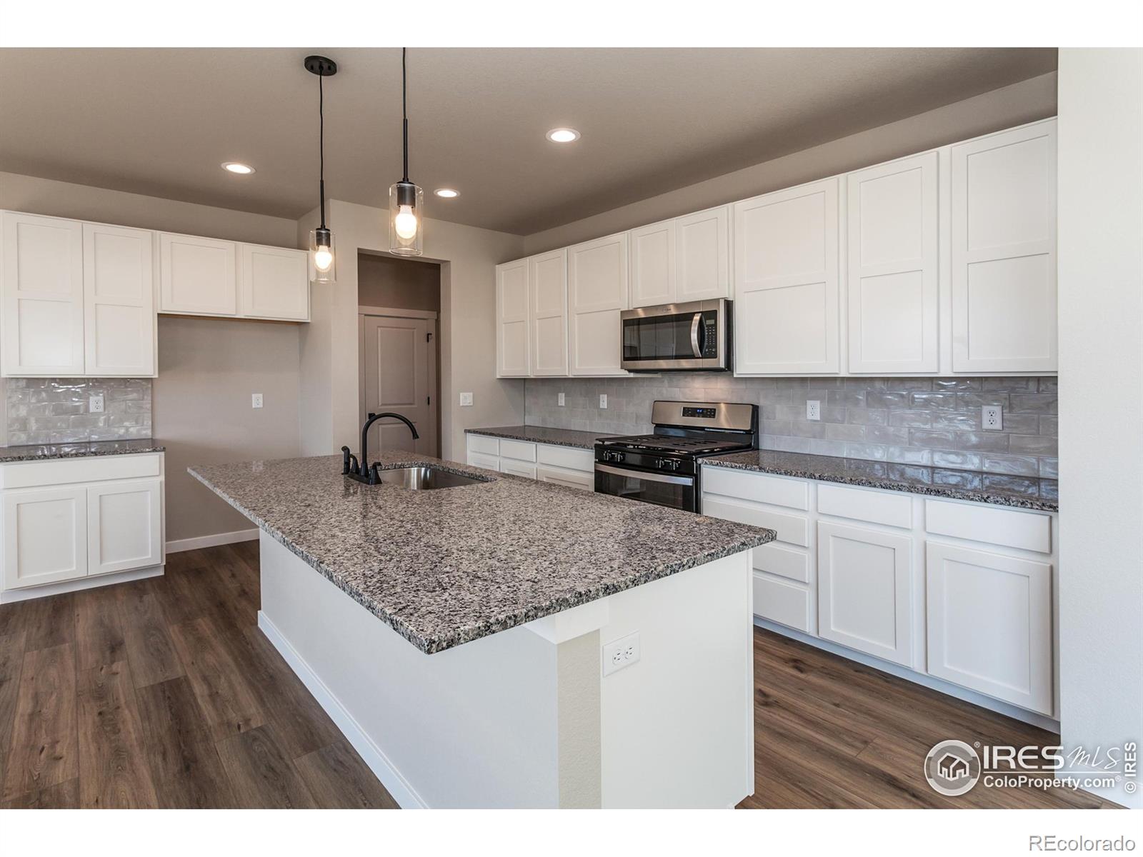 MLS Image #8 for 1206  105th ave ct,greeley, Colorado