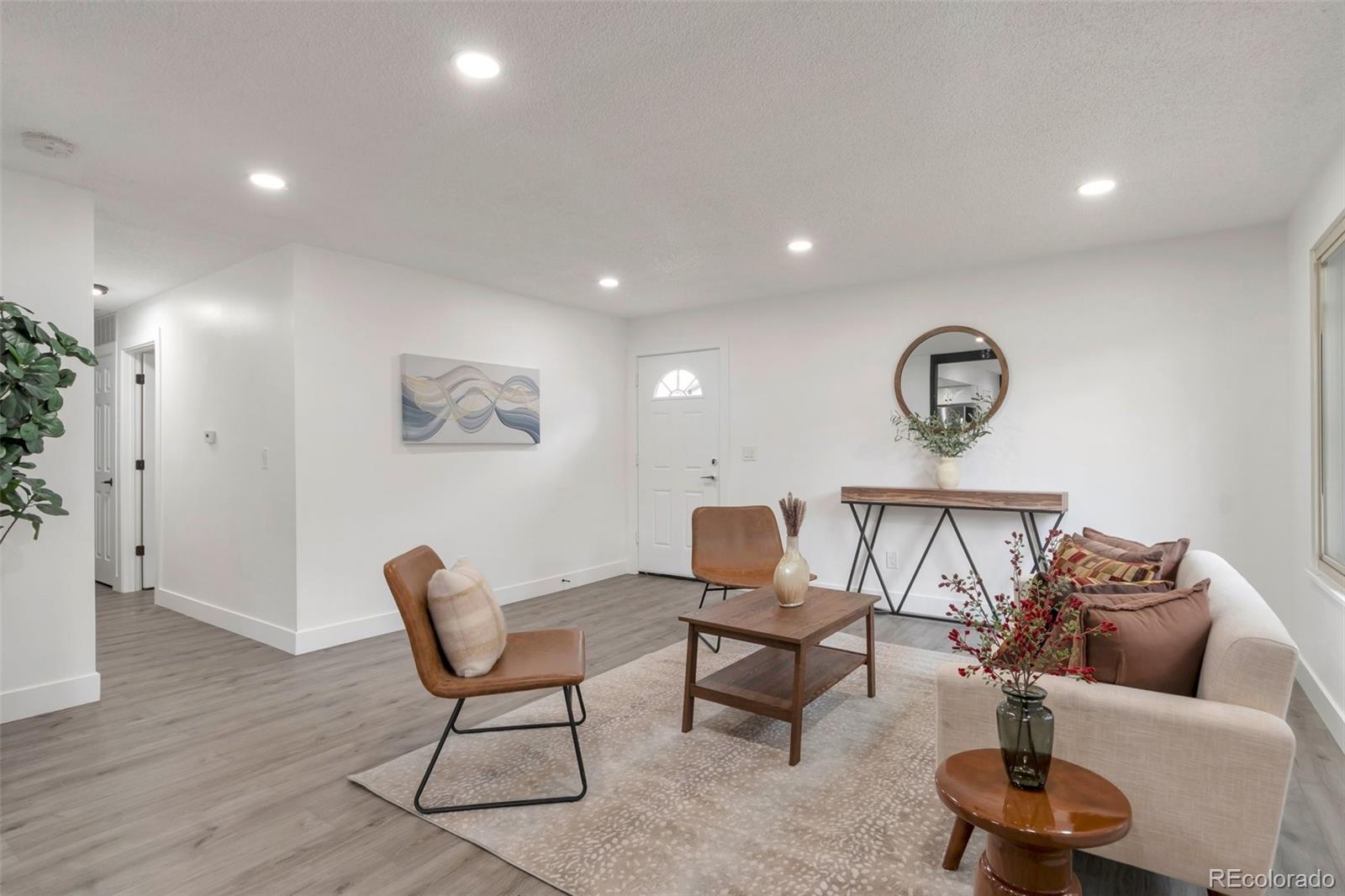 MLS Image #0 for 1326  sable boulevard,aurora, Colorado