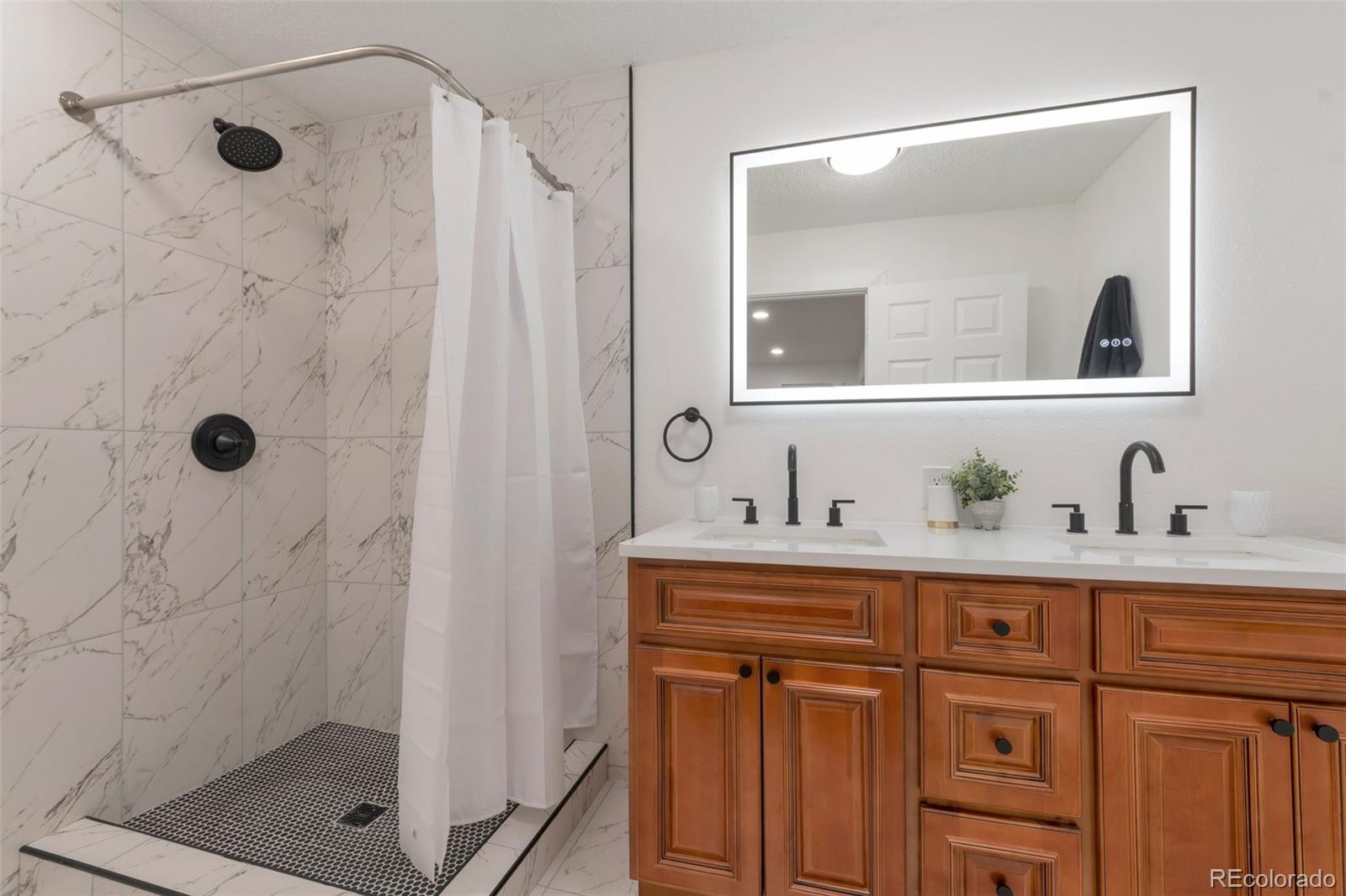 MLS Image #12 for 1326  sable boulevard,aurora, Colorado