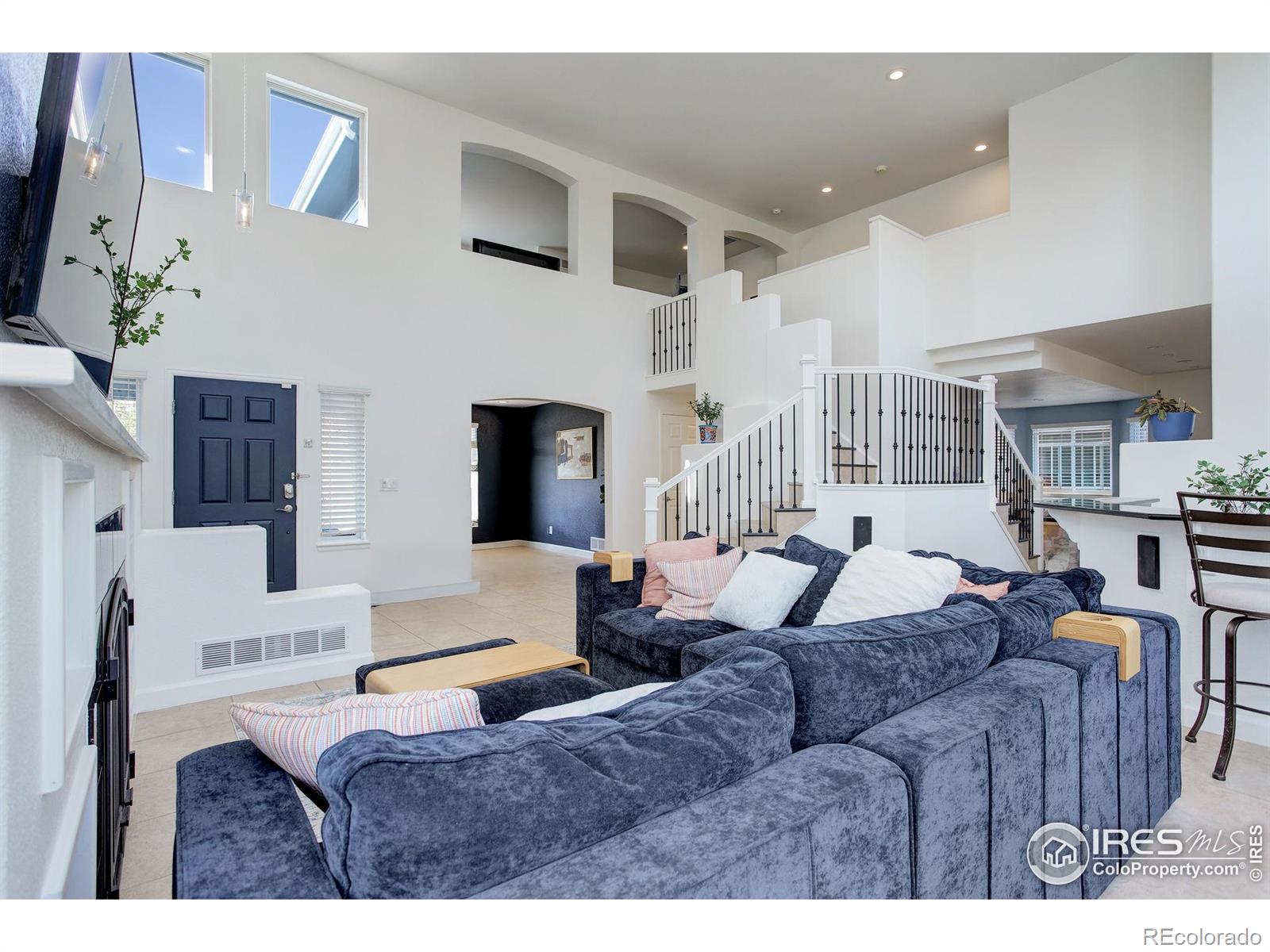 MLS Image #2 for 10081  blackbird circle,highlands ranch, Colorado