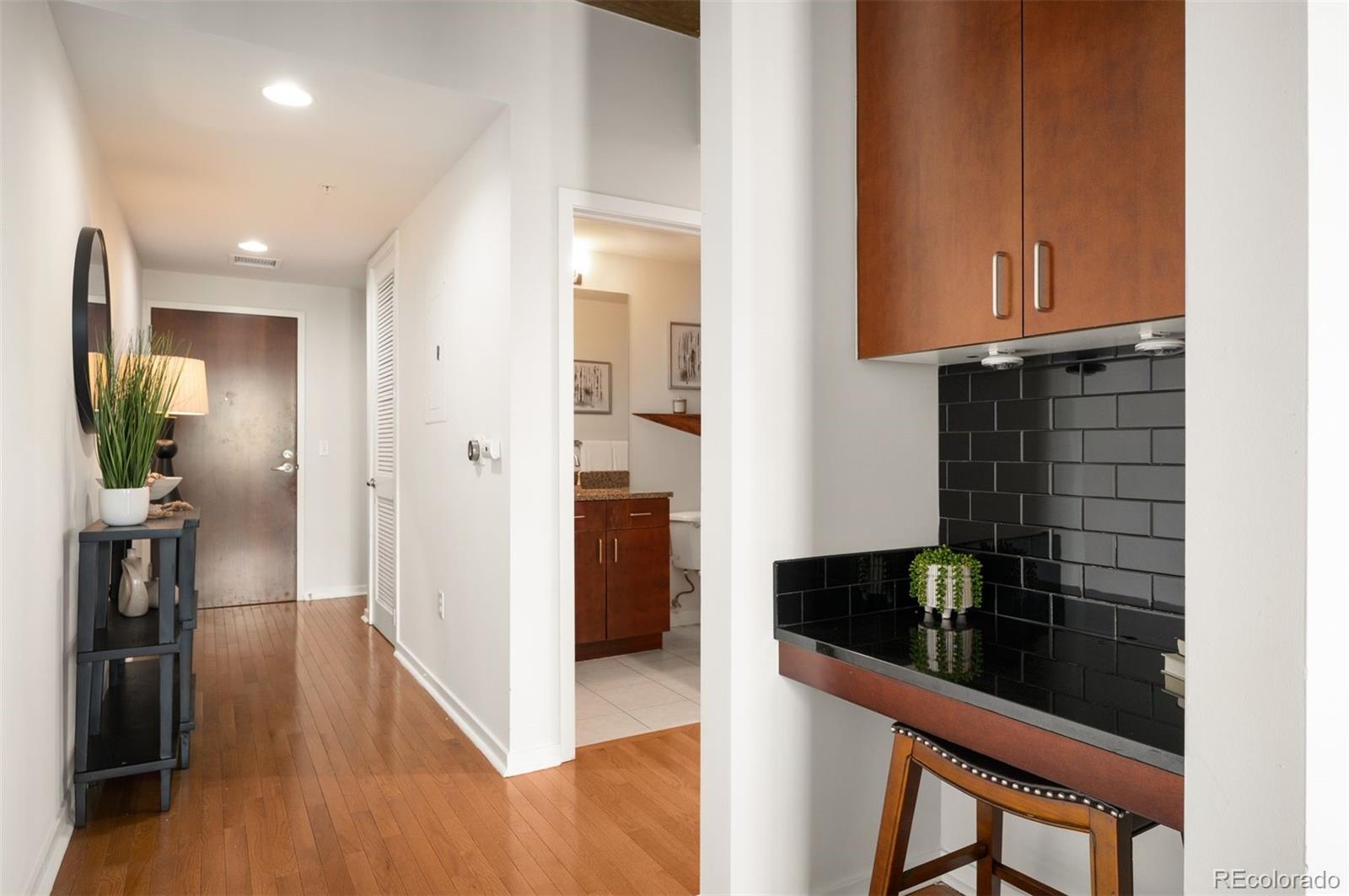 MLS Image #8 for 1700  bassett street,denver, Colorado