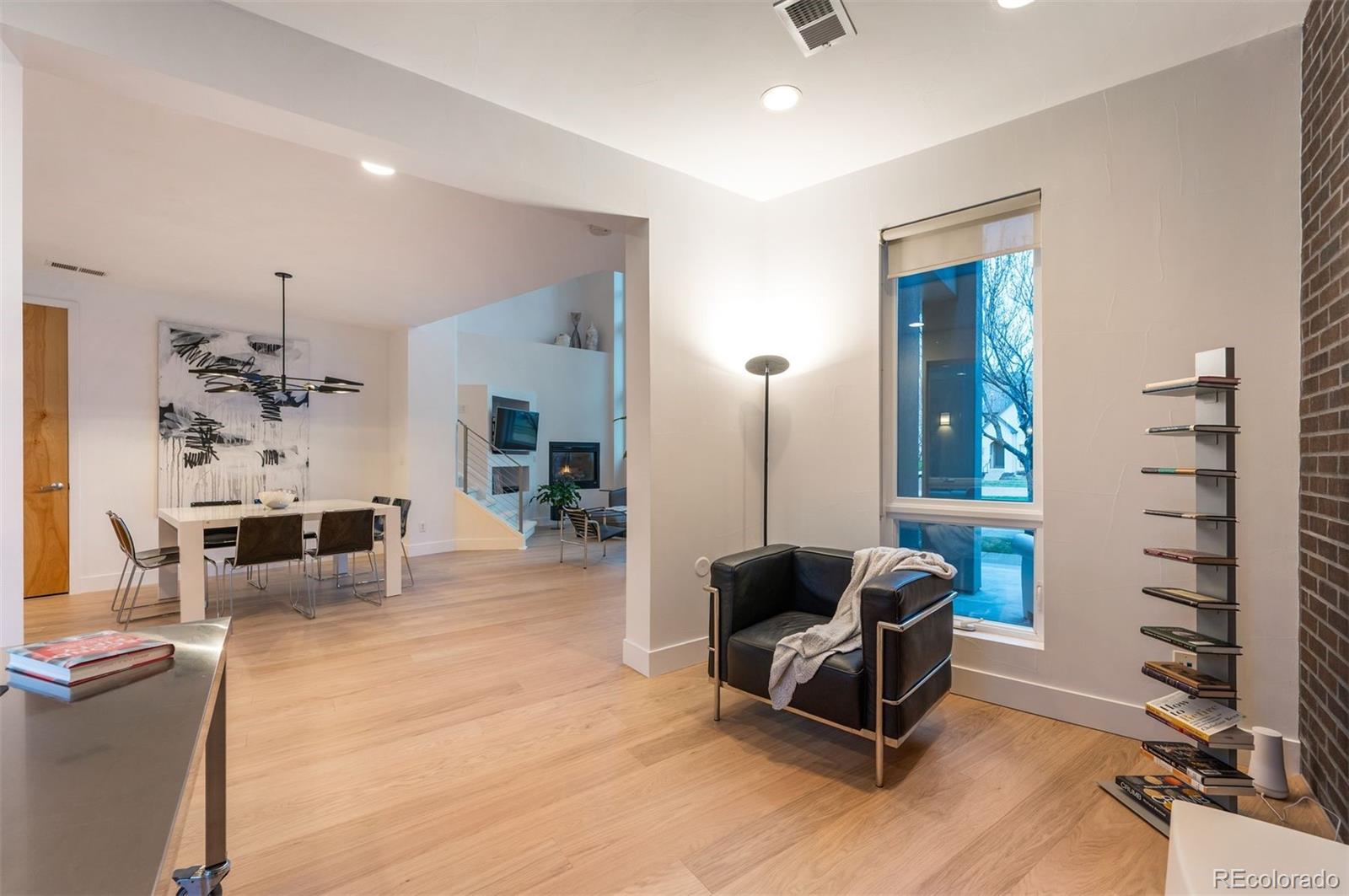 MLS Image #13 for 8071 e 29th avenue,denver, Colorado