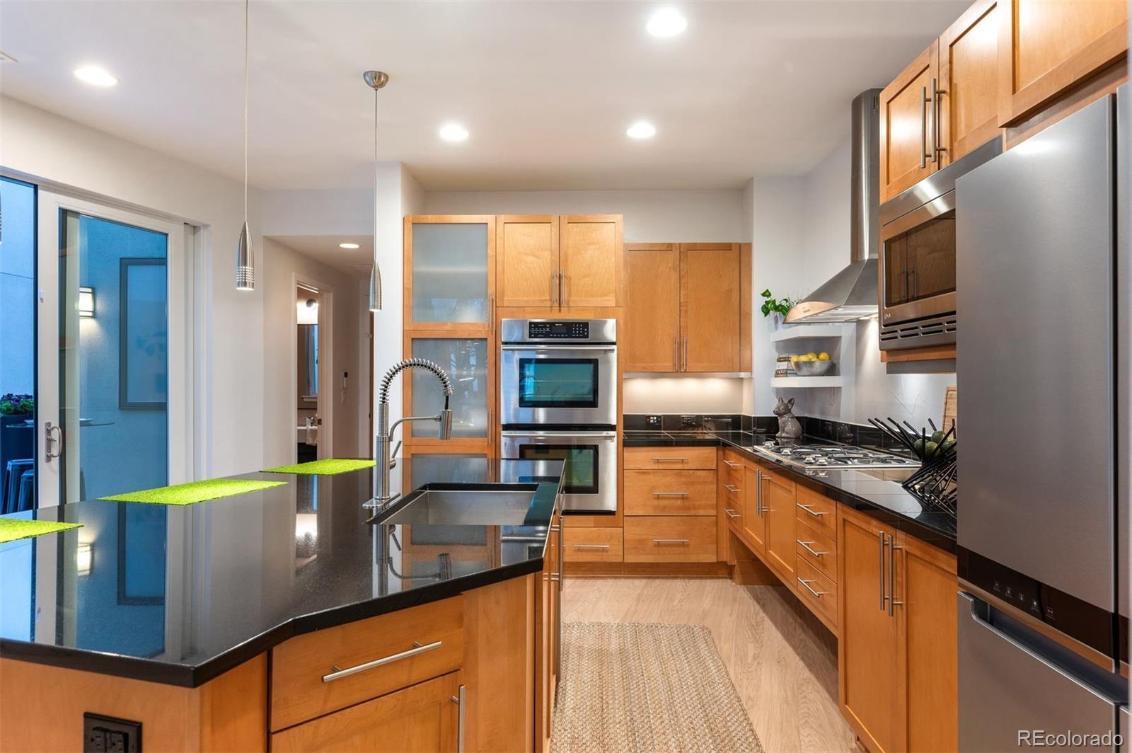 MLS Image #21 for 8071 e 29th avenue,denver, Colorado