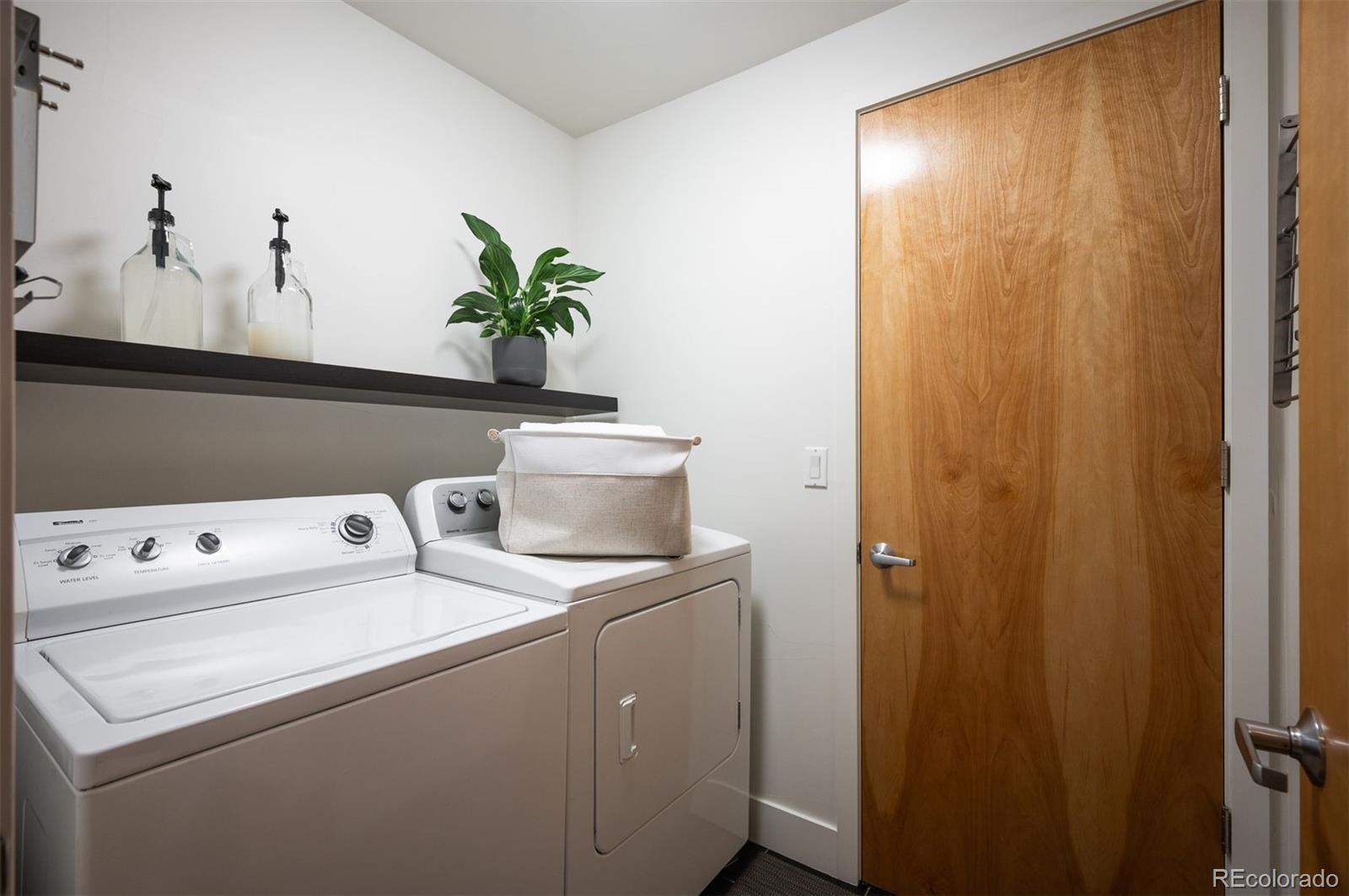 MLS Image #24 for 8071 e 29th avenue,denver, Colorado