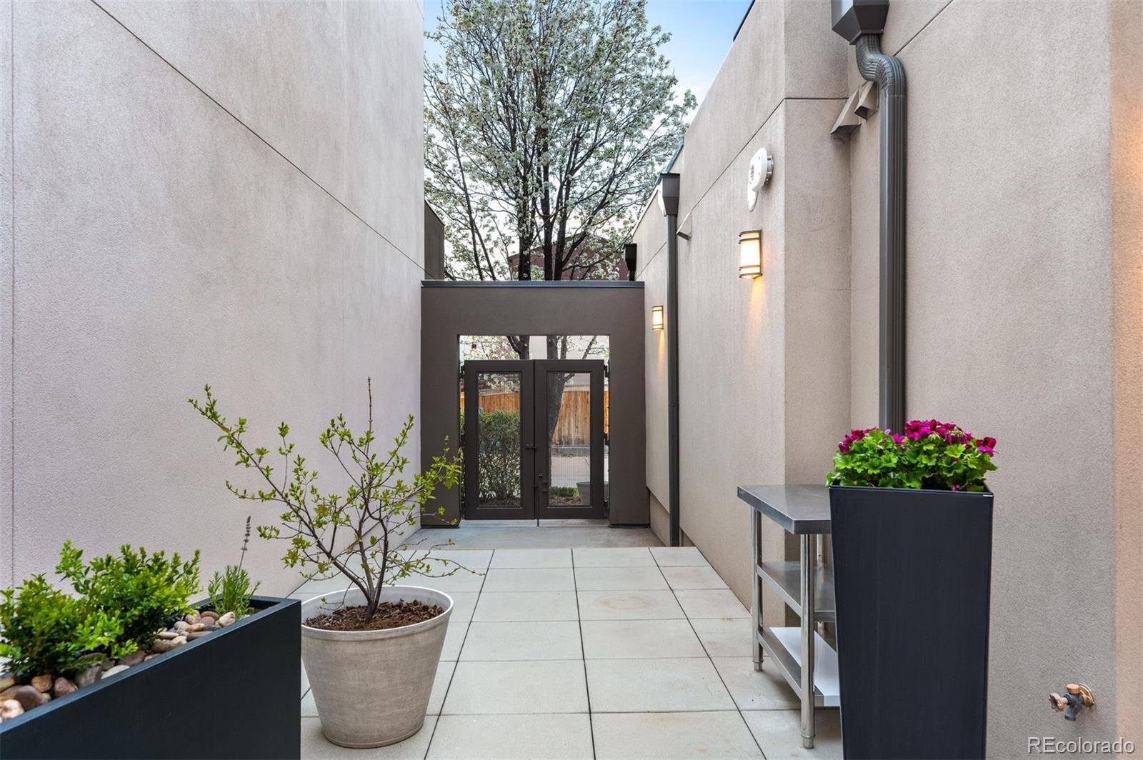 MLS Image #27 for 8071 e 29th avenue,denver, Colorado