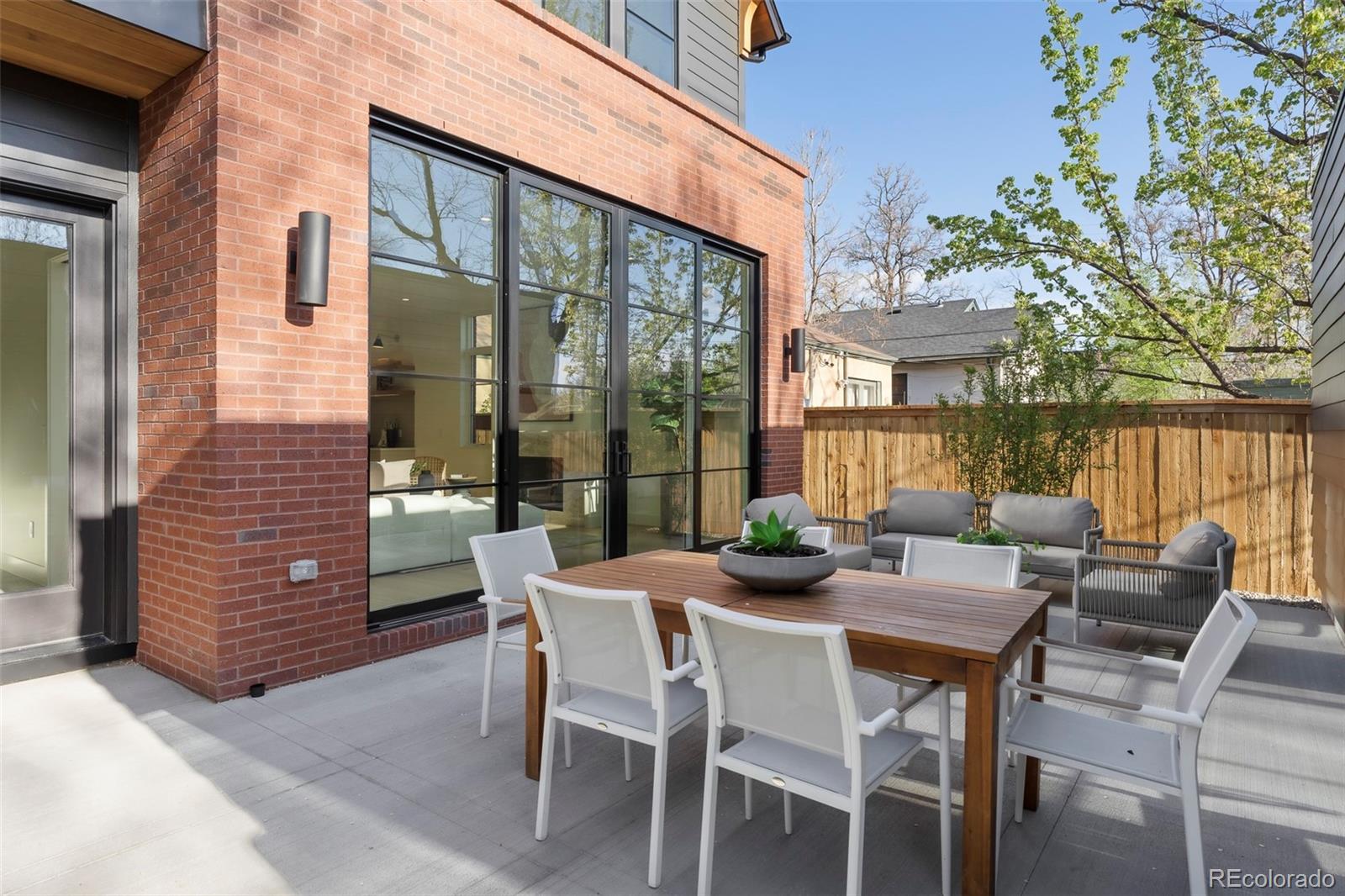 MLS Image #47 for 716 s race street,denver, Colorado