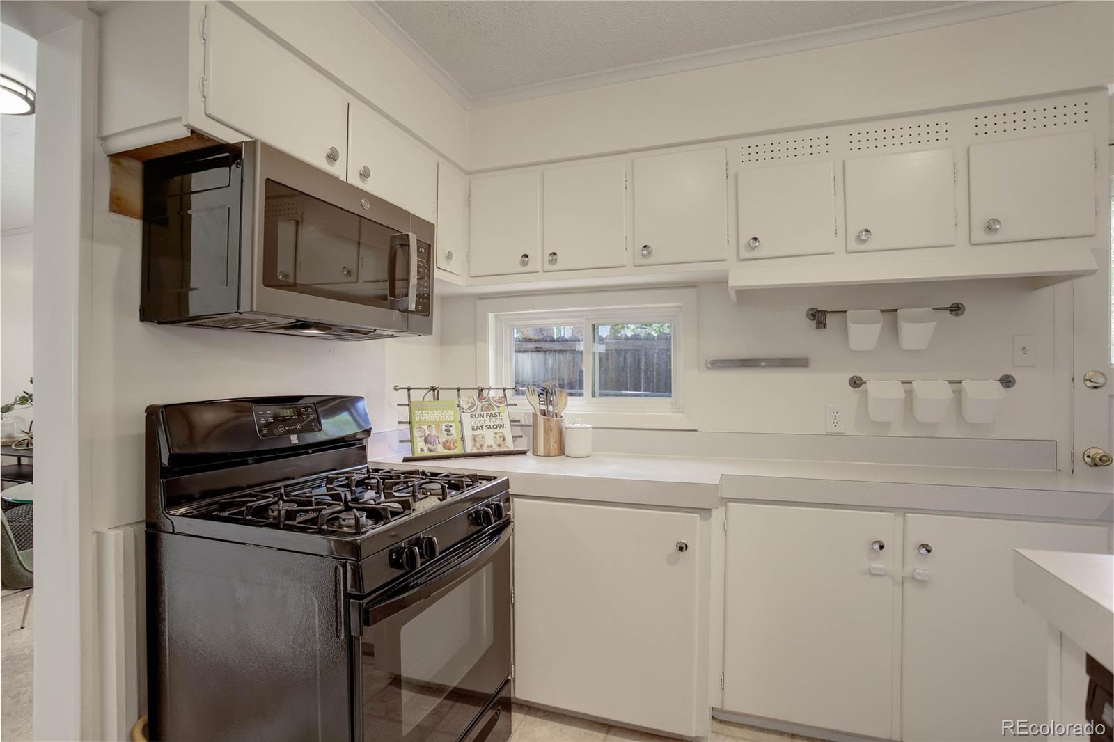 MLS Image #10 for 4521 e jewell avenue,denver, Colorado