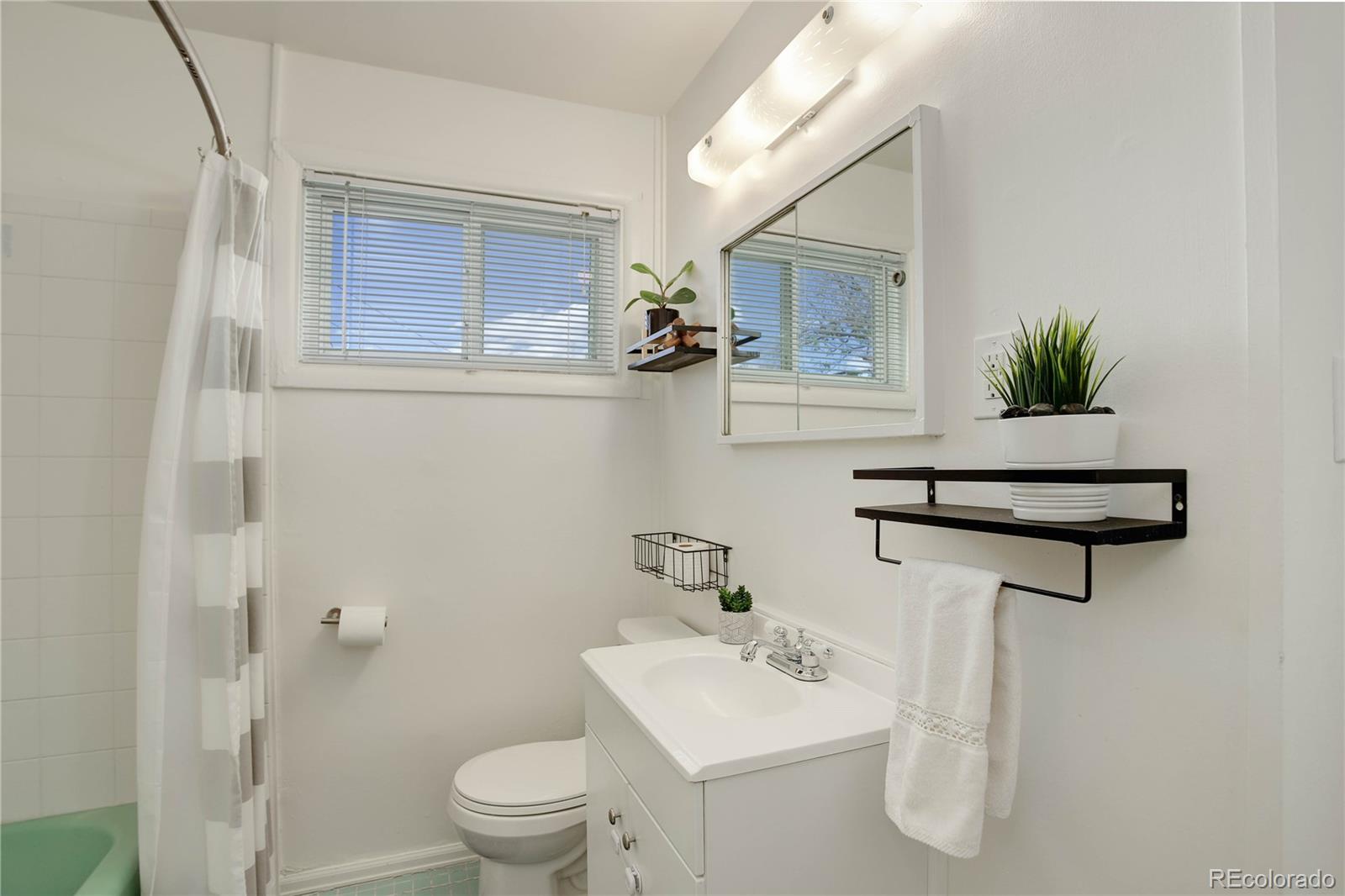 MLS Image #17 for 4521 e jewell avenue,denver, Colorado