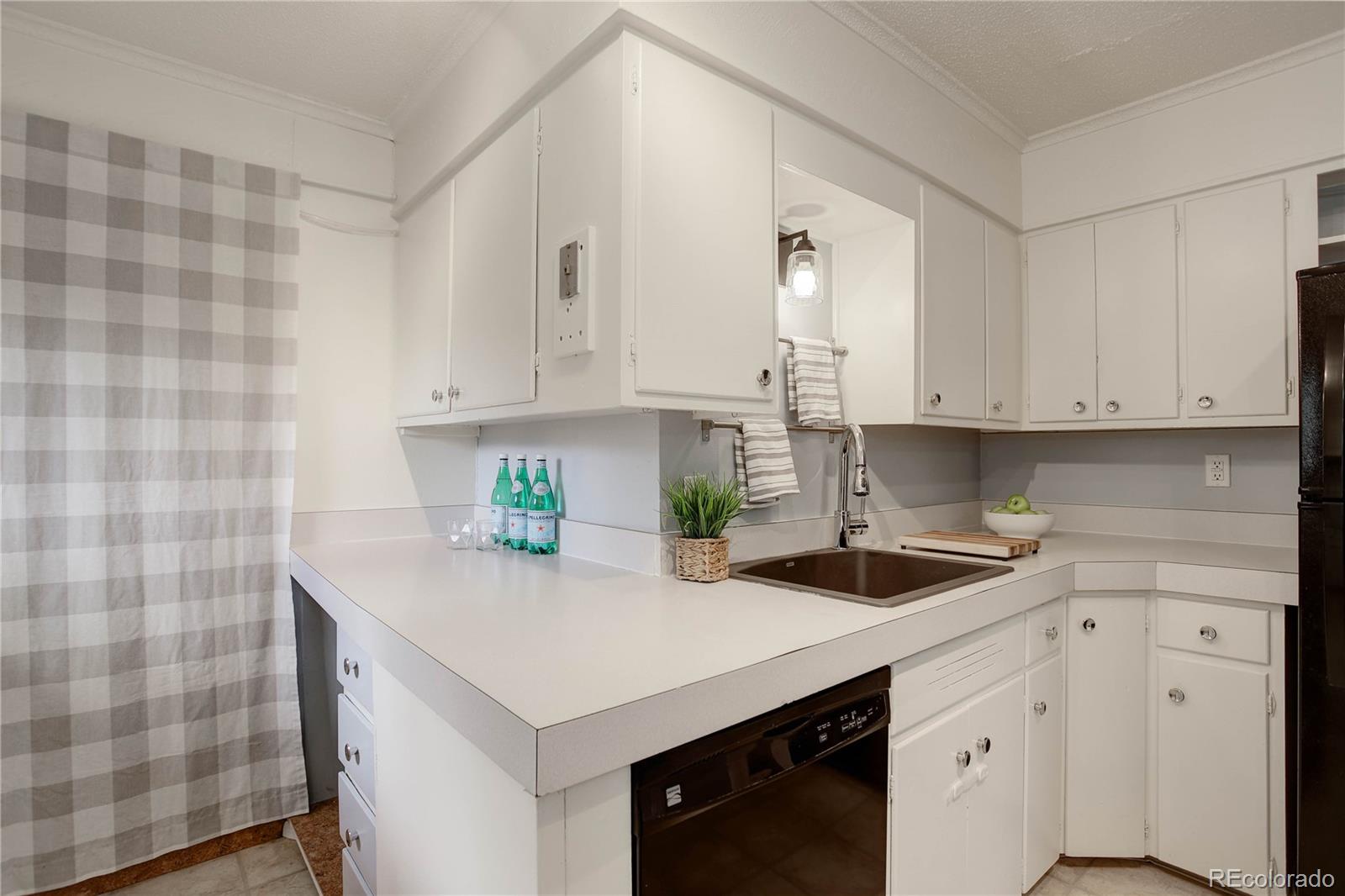 MLS Image #9 for 4521 e jewell avenue,denver, Colorado