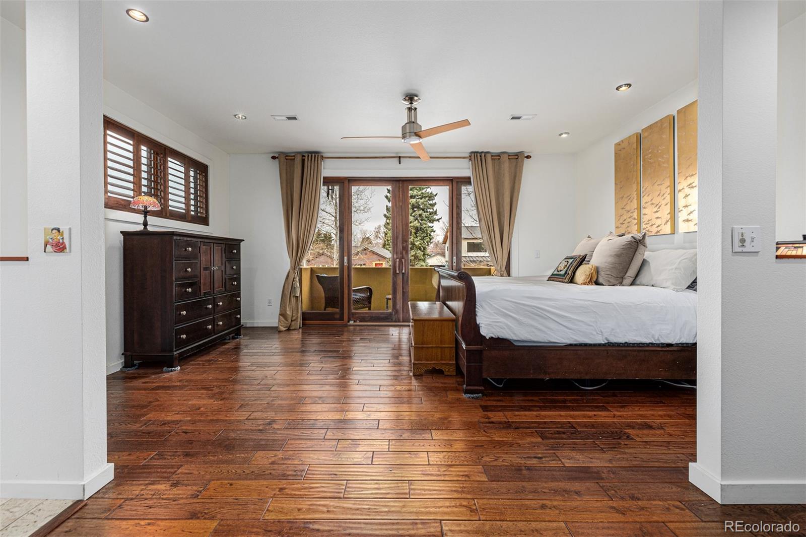 MLS Image #17 for 776  ivanhoe street,denver, Colorado