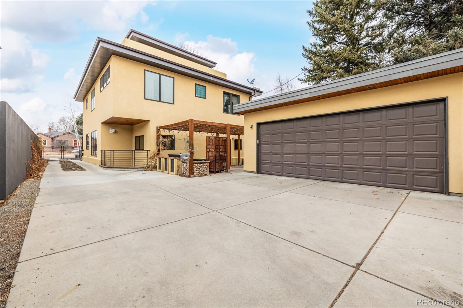 MLS Image #39 for 776  ivanhoe street,denver, Colorado