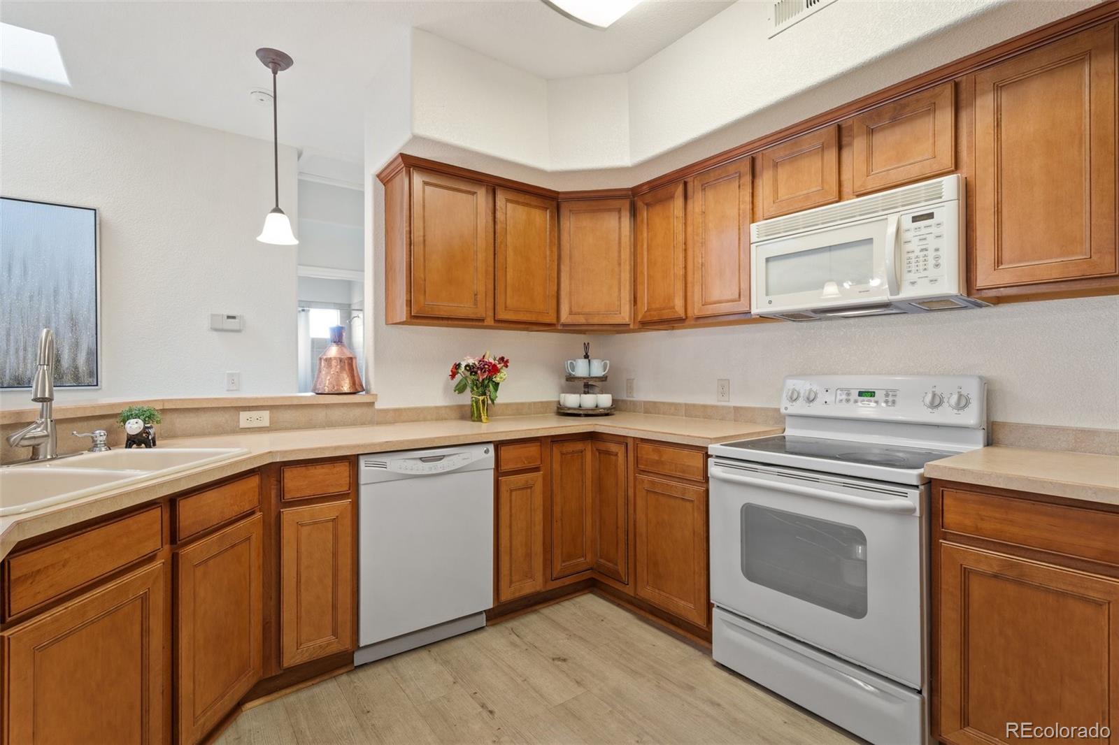 MLS Image #8 for 1816  montura view,colorado springs, Colorado