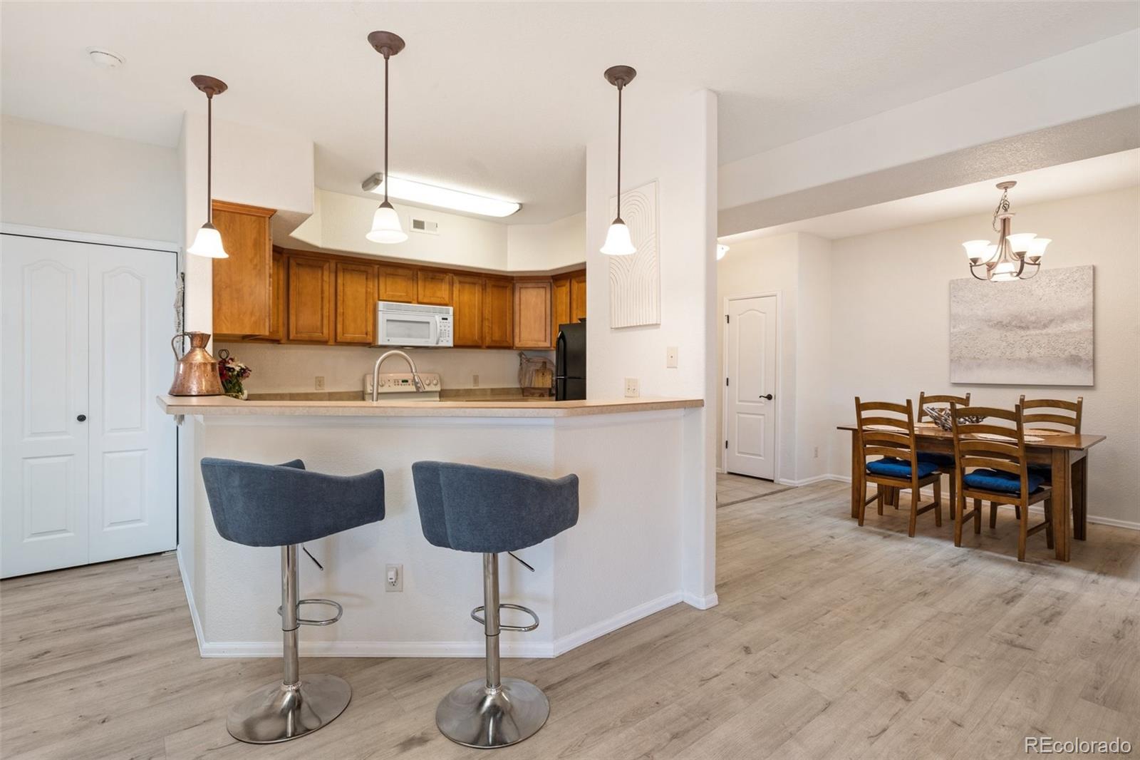 MLS Image #9 for 1816  montura view,colorado springs, Colorado