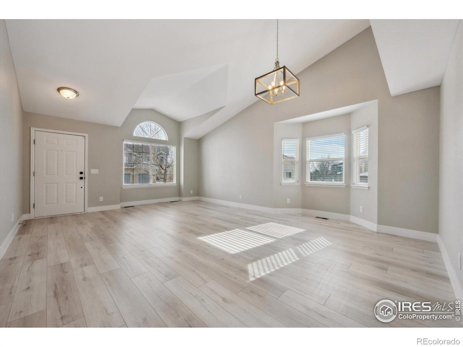 MLS Image #4 for 16457  lafayette street,thornton, Colorado