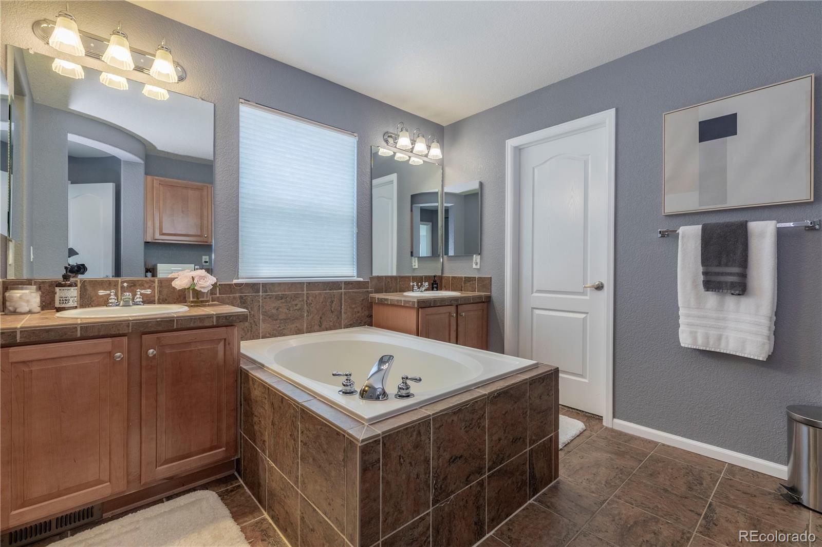 MLS Image #17 for 10806  cedar brook lane,highlands ranch, Colorado