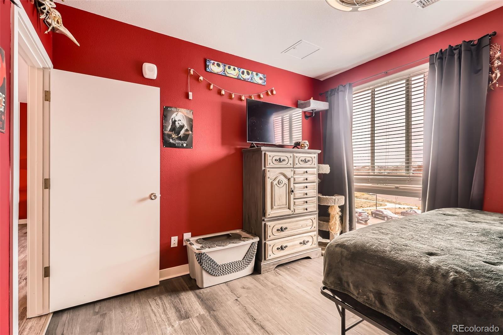 MLS Image #10 for 8475 e 36th avenue,denver, Colorado