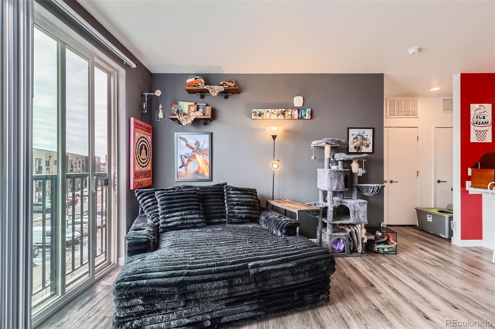 MLS Image #20 for 8475 e 36th avenue,denver, Colorado