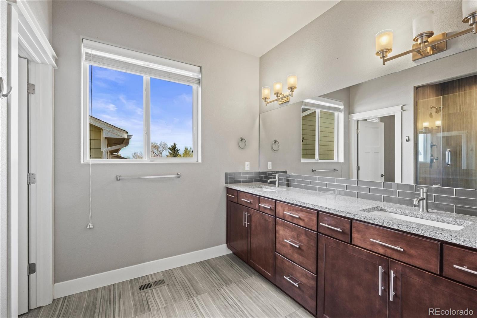 MLS Image #19 for 2234  green grass court,colorado springs, Colorado